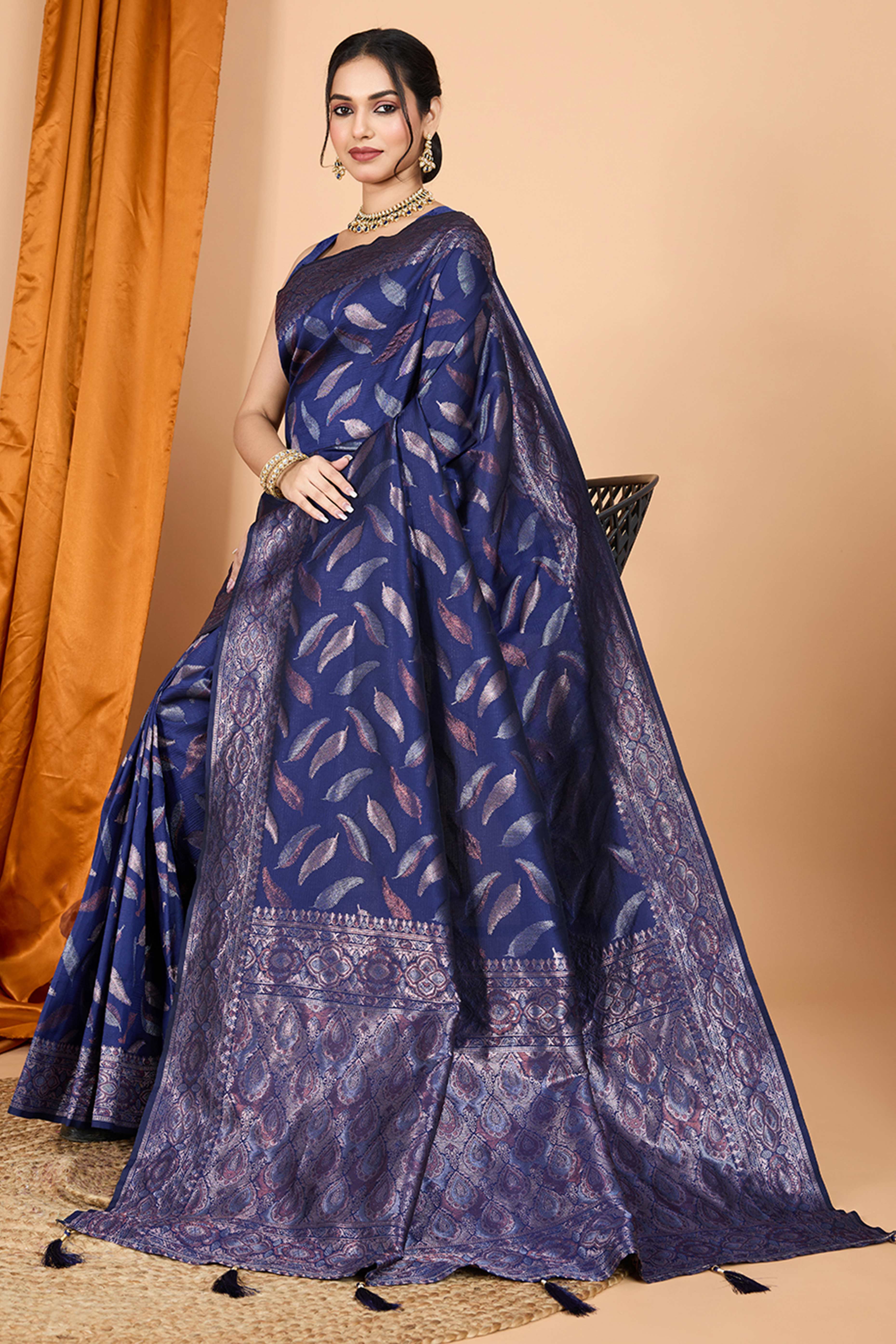 Blue Pure Silk Saree With Intricate Leaf Pattern Zari Weaving & Graceful Tassels