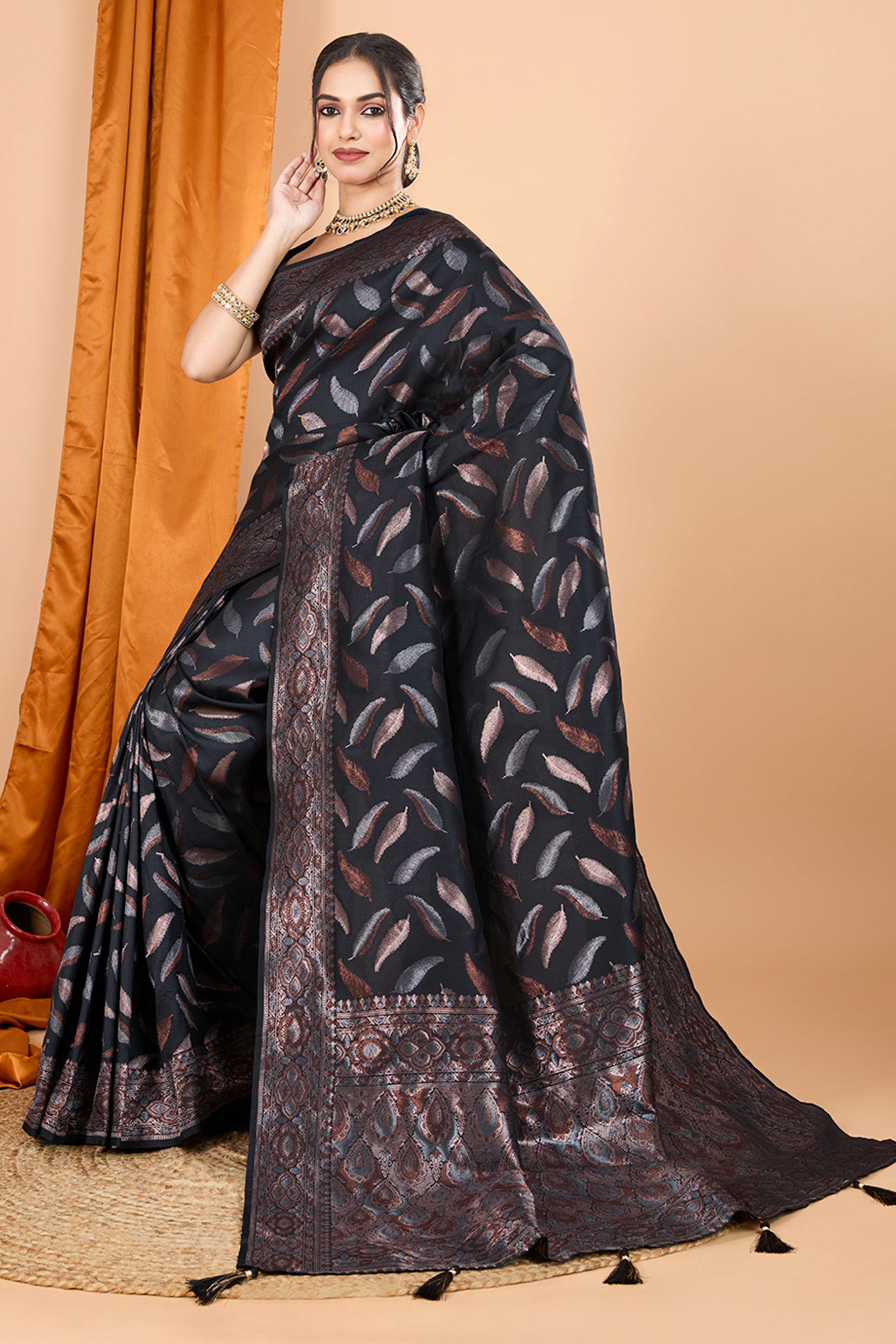 Black Pure Silk Saree With Intricate Leaf Pattern Zari Weaving & Graceful Tassels