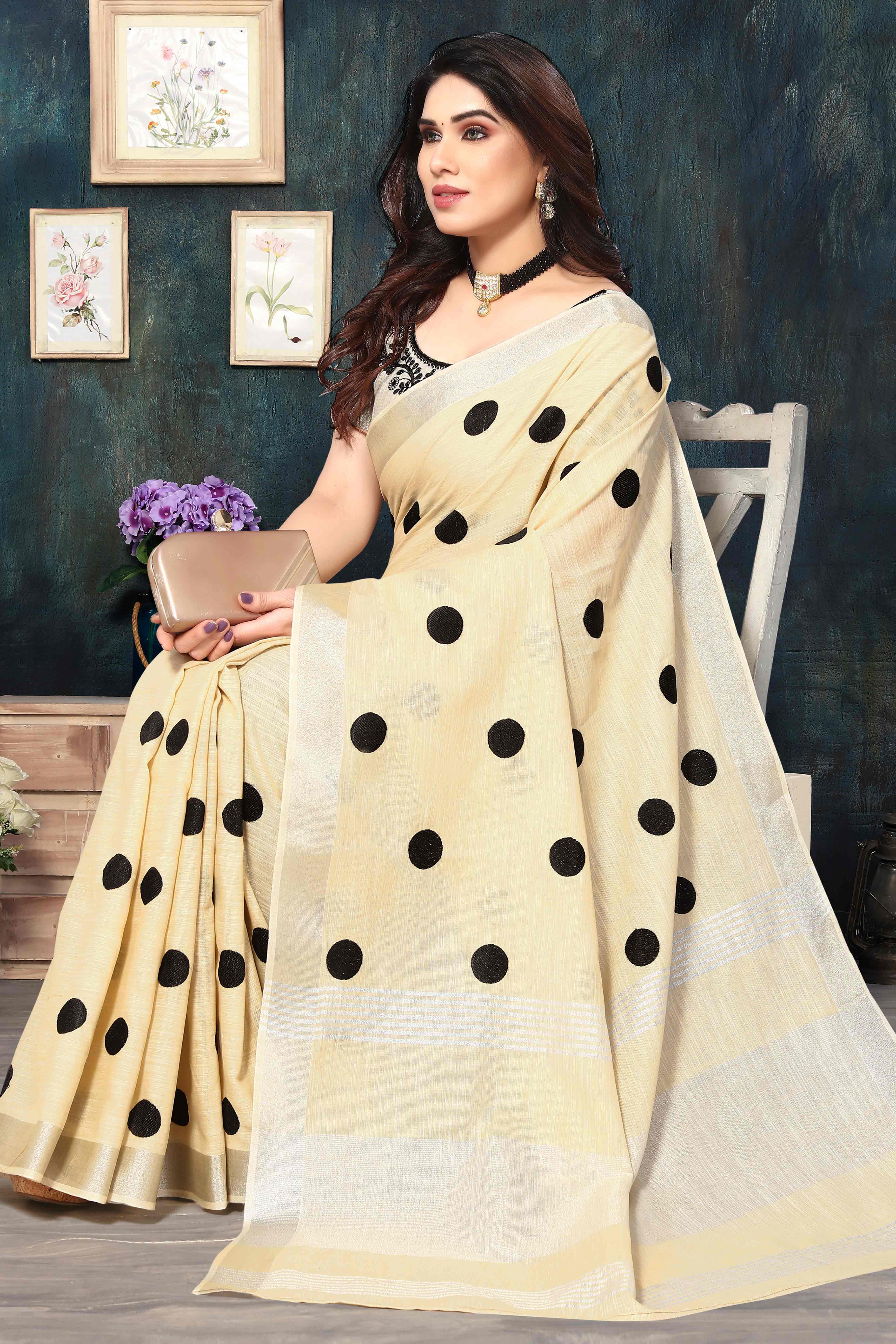 Cream Embroidered Linen Cotton Saree With Zari Border