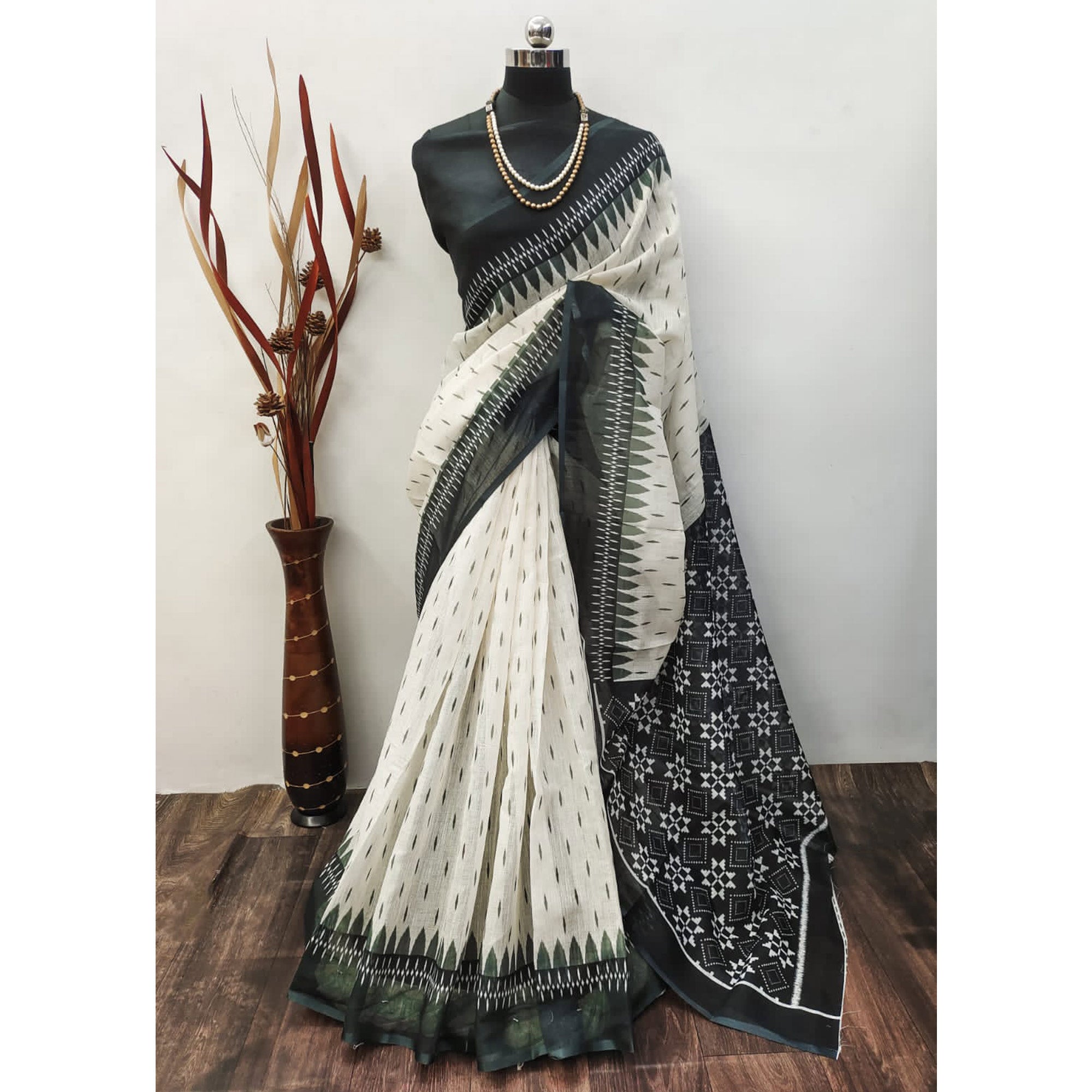 Off White & Black Digital Printed Linen Saree