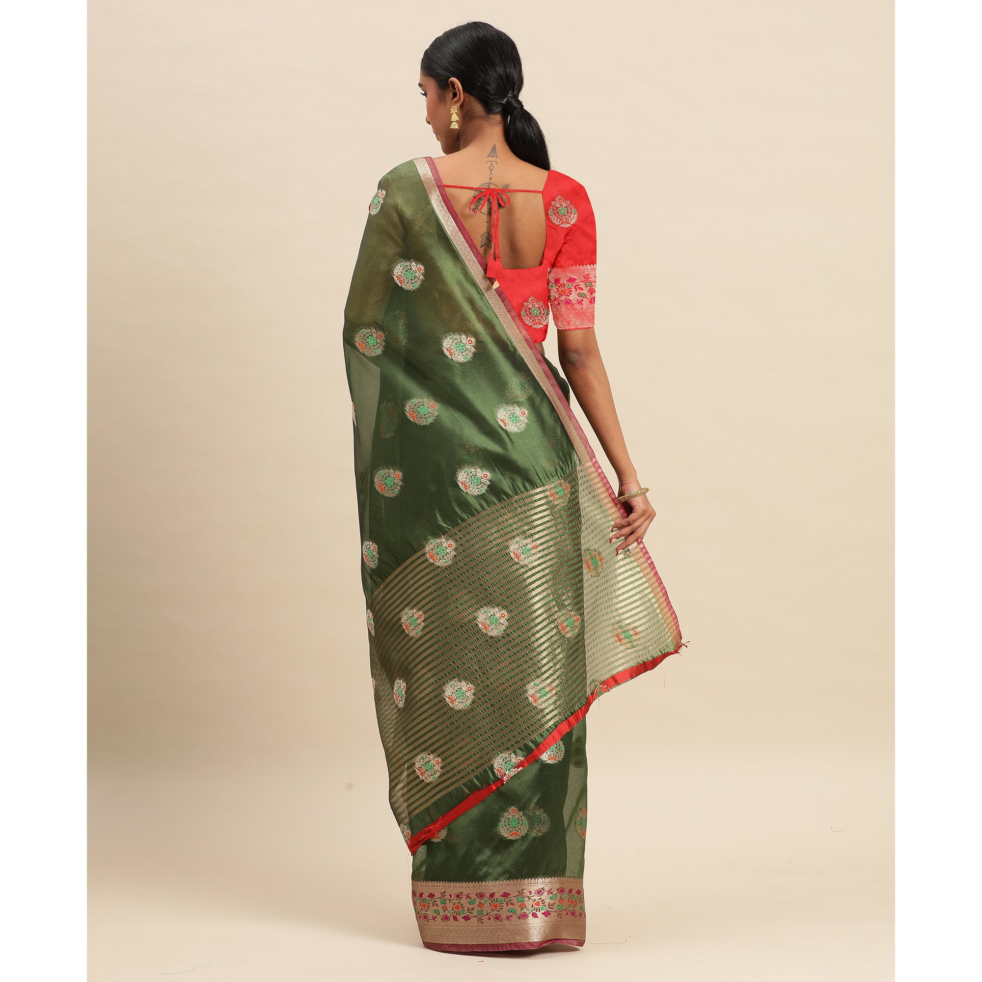 IWW-GS8068-MEHENDI