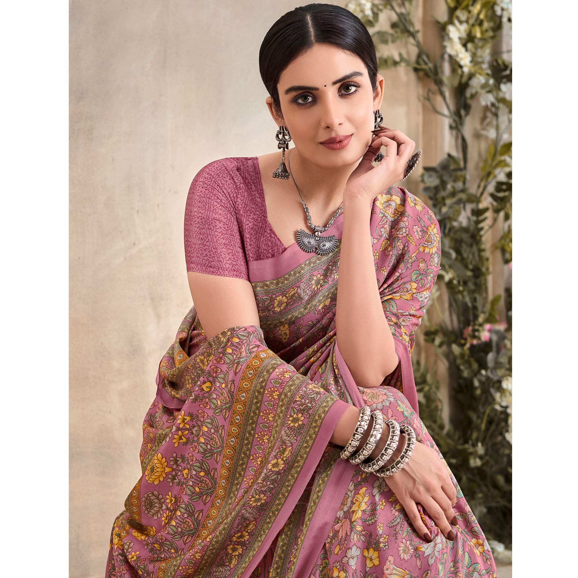 Mauve Floral Printed Crepe Silk Saree