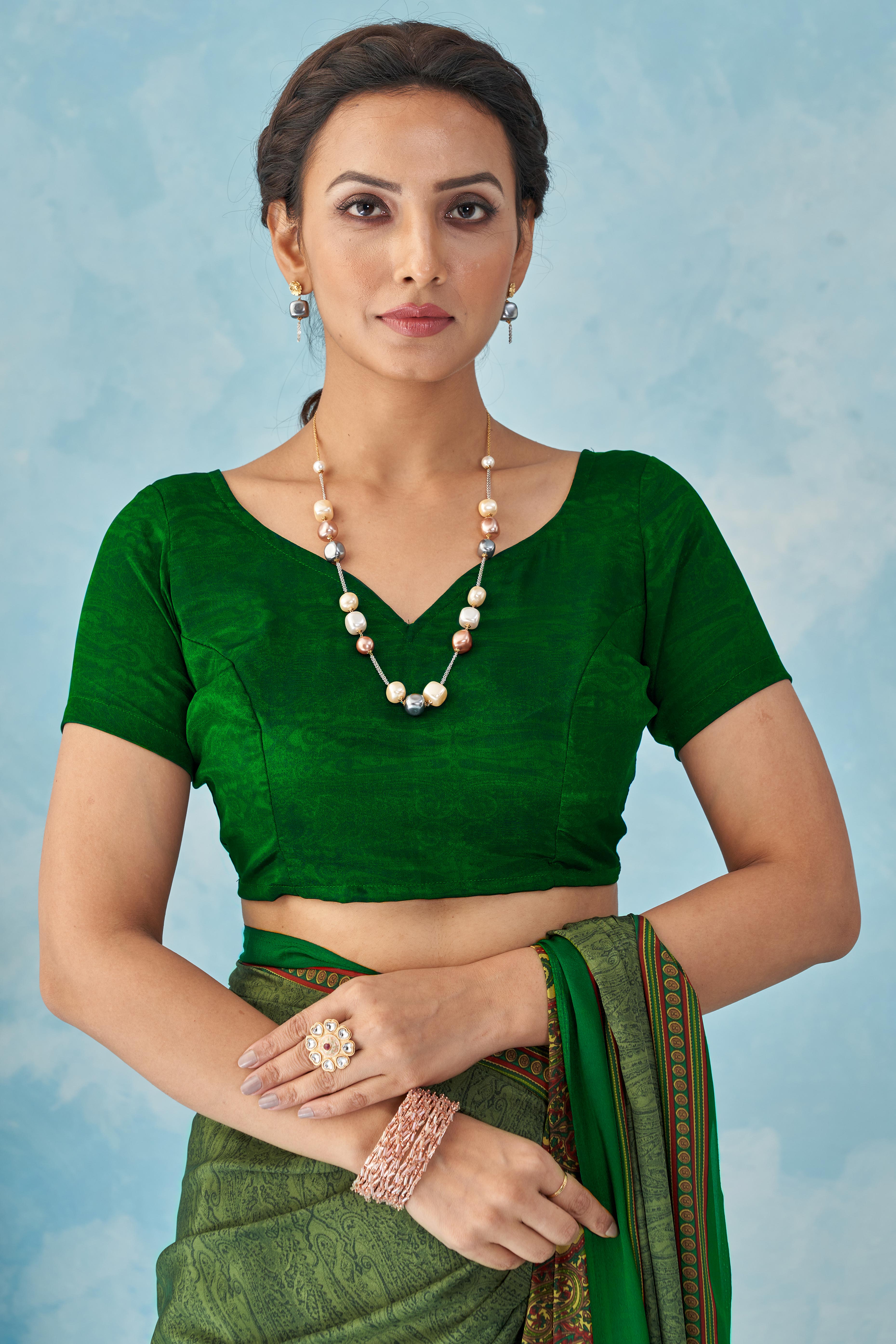 Lightweight Green Paisley Printed Saree in Luxurious Silk Crepe