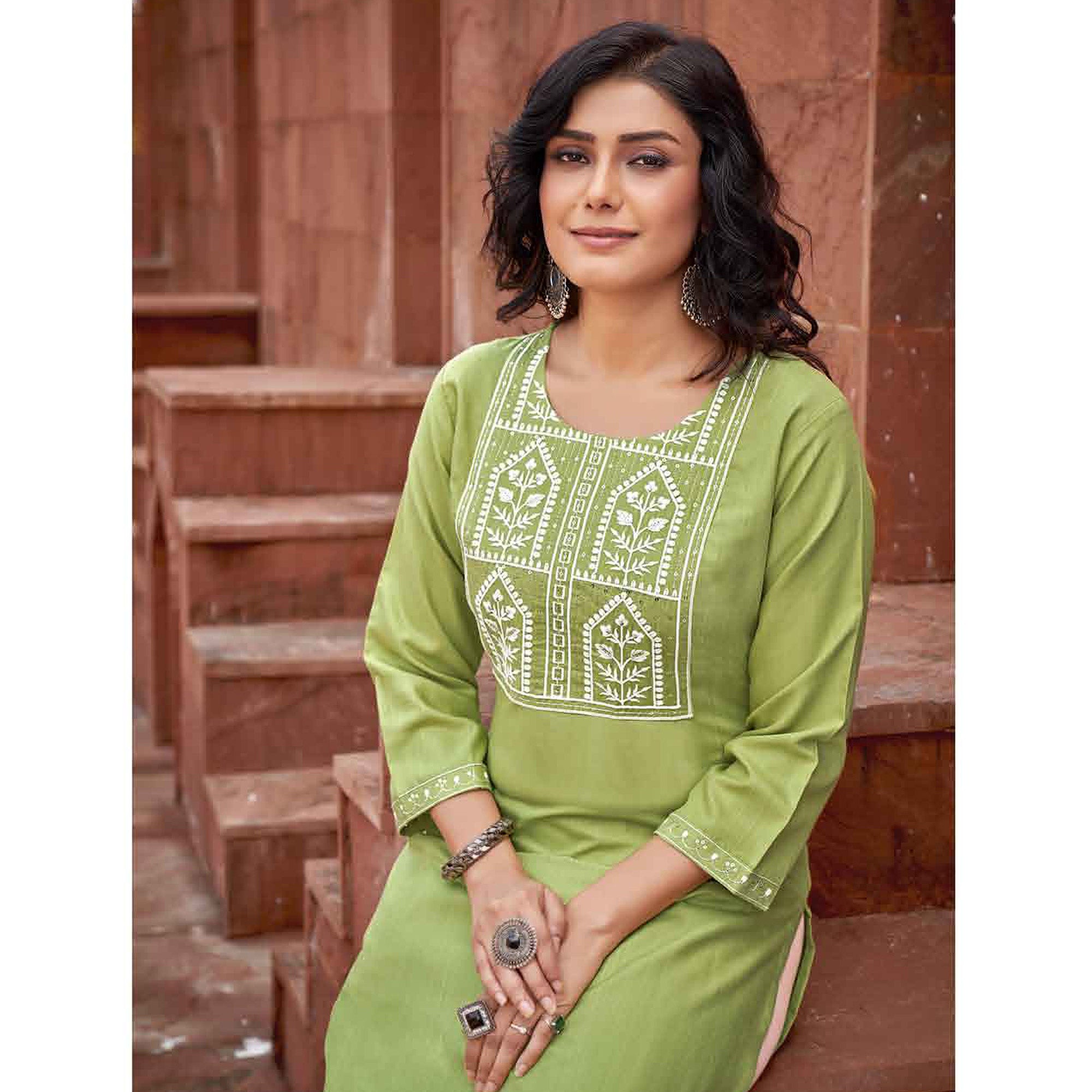 Green Floral Embroidered Rayon Kurti