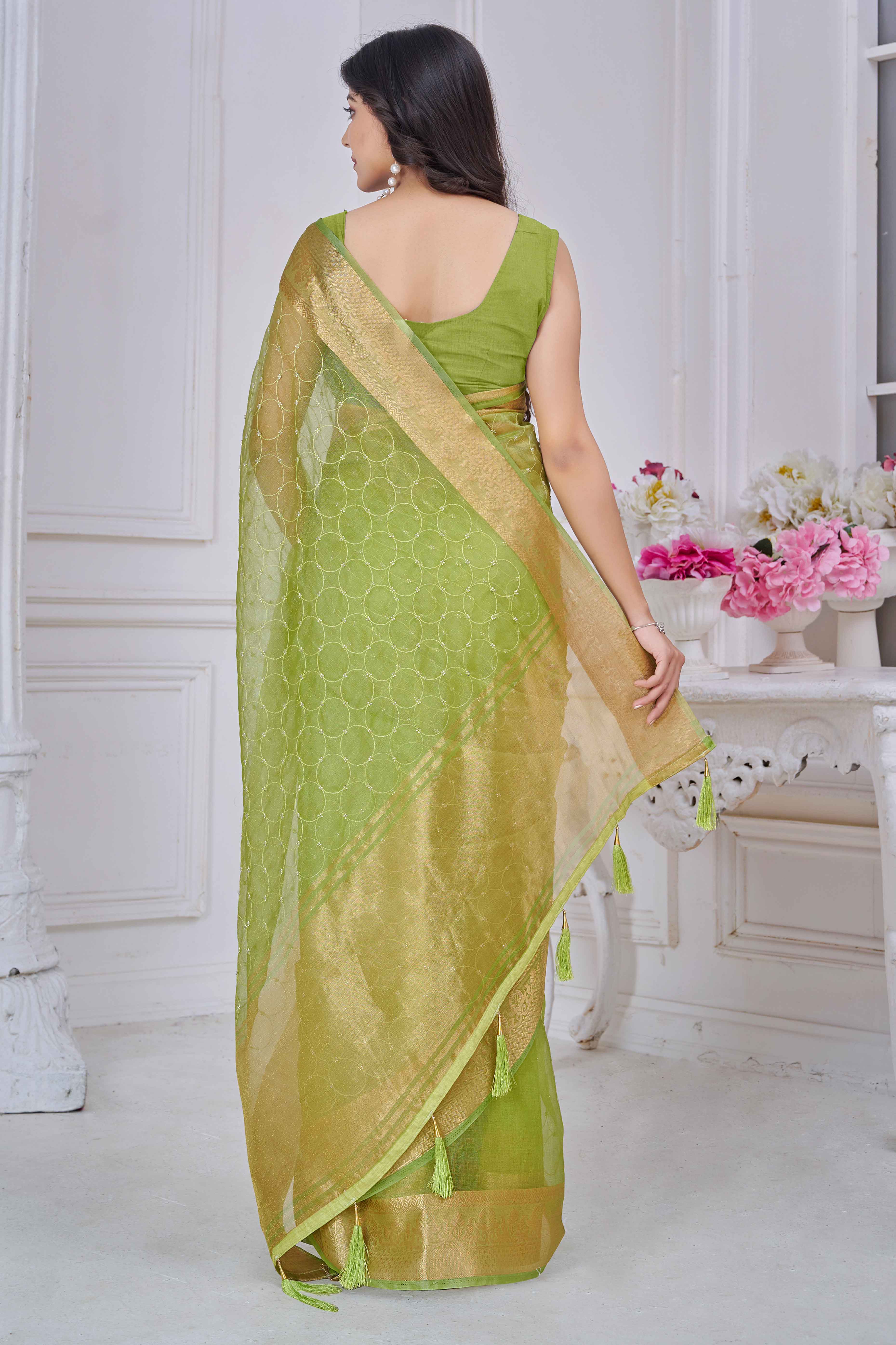 Green Pure Jacquard Saree Weaving with Delicate Beads and Embroidery
