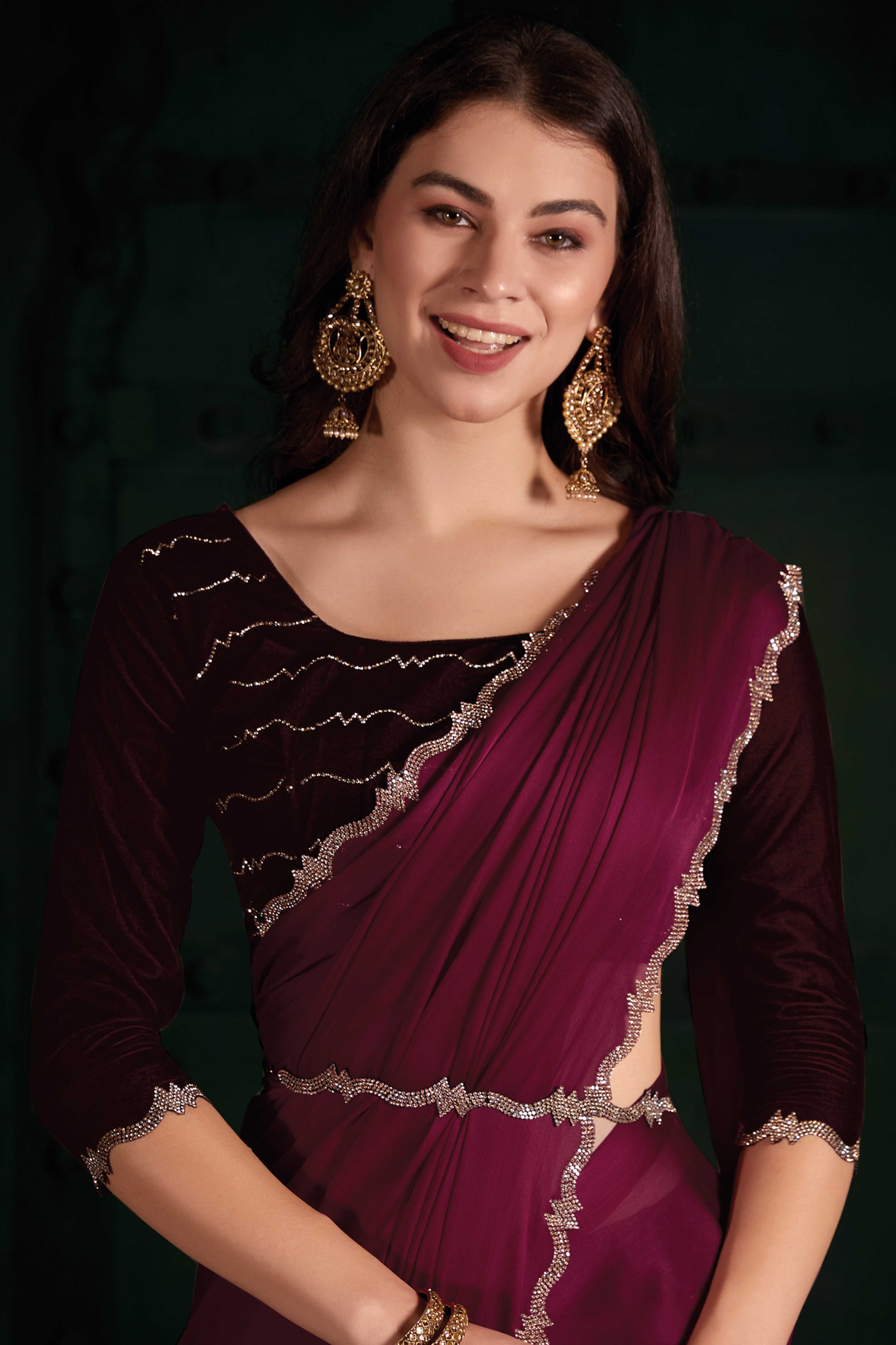 Maroon Solid With Zarkan Cutwork Border Chiffon Saree With Belt