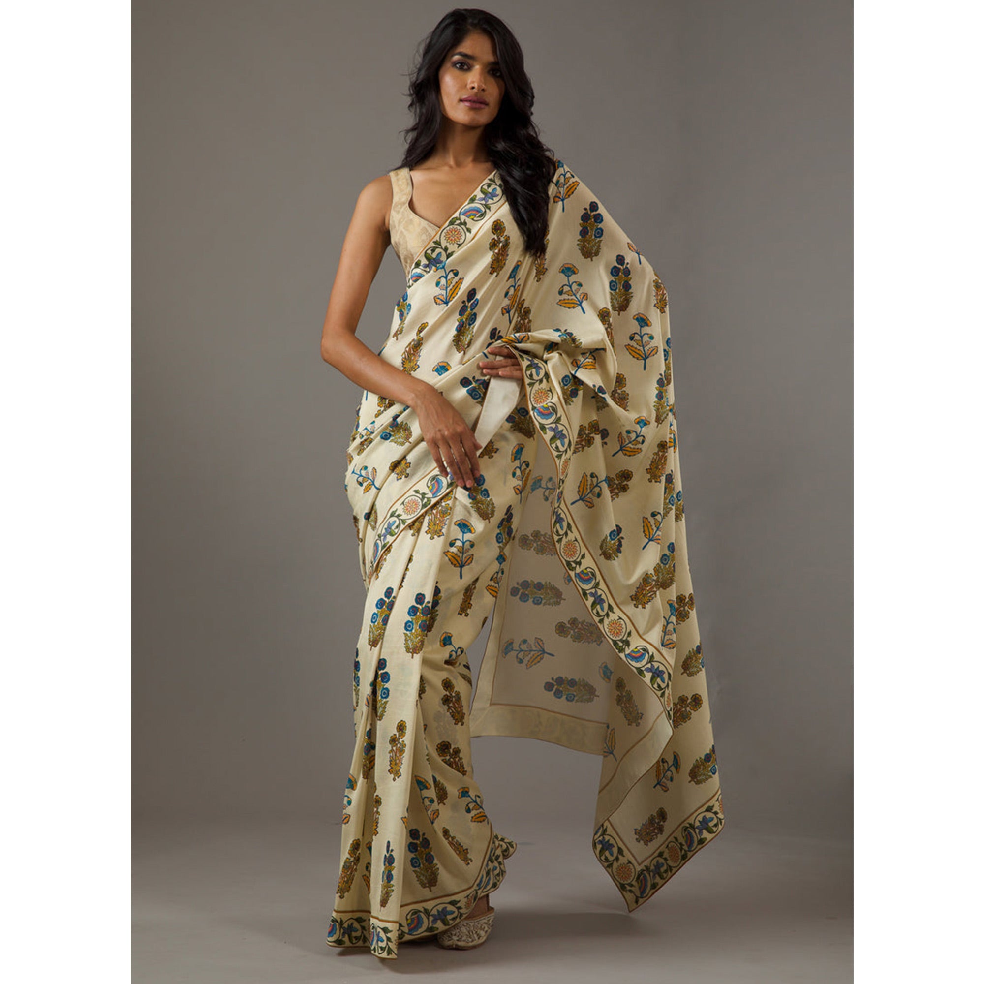 Cream Floral Printed Chiffon Saree