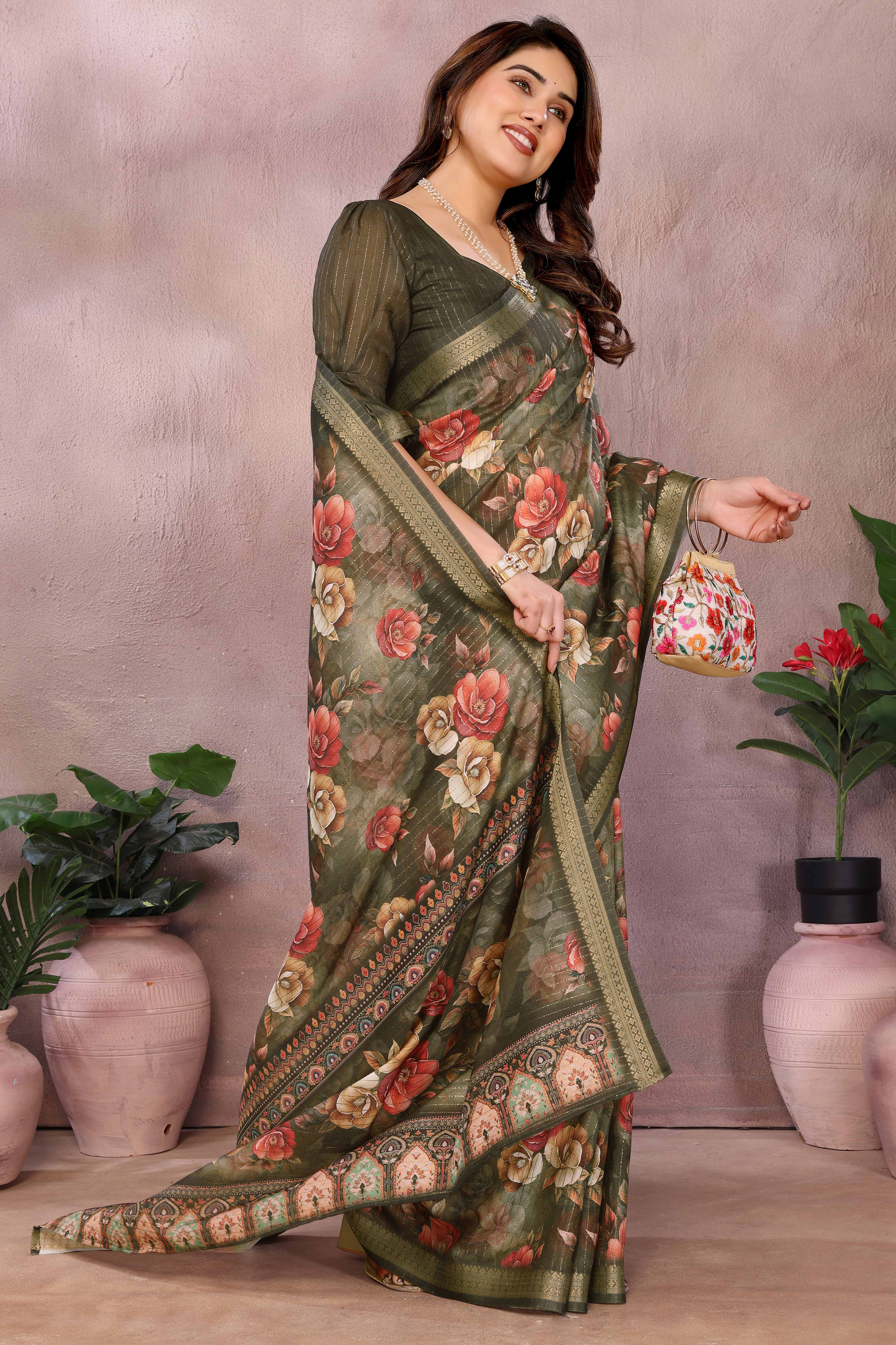 Mehendi Green Zari Woven Saree with Floral Motifs in Cotton Blend Fabric
