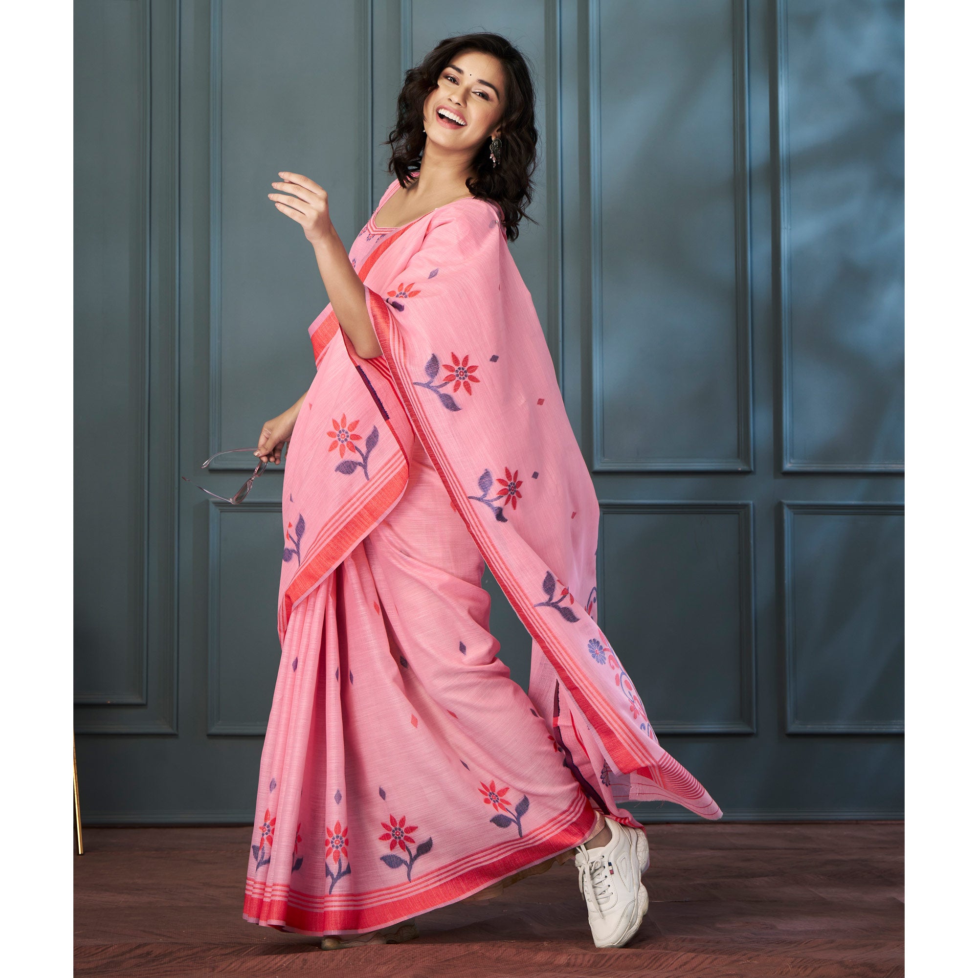 Pink Floral Woven linen Saree