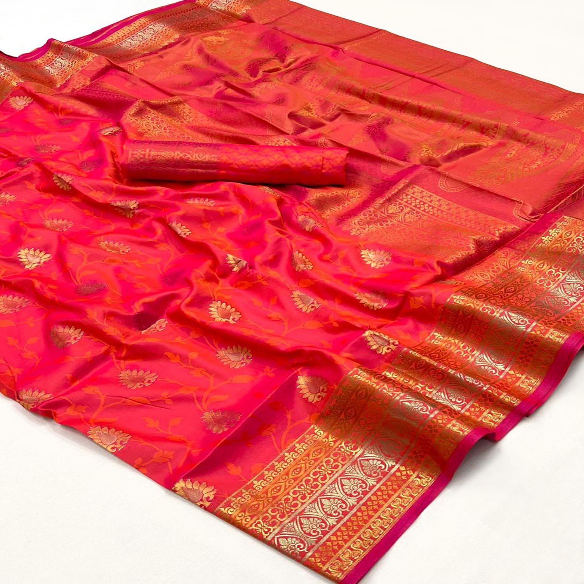 Reddish Pink Floral Zari Work Woven Banarasi Silk Saree