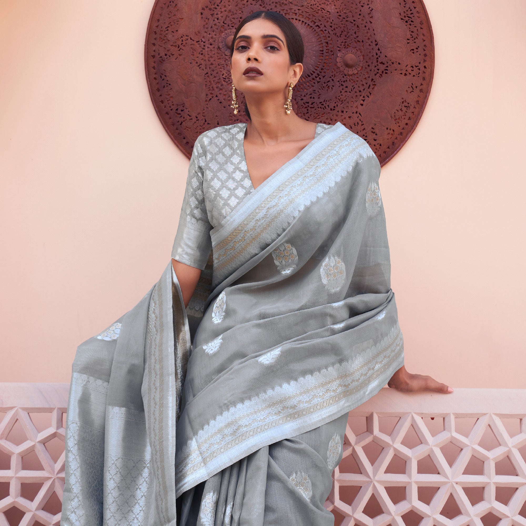 Grey Woven Linen Saree