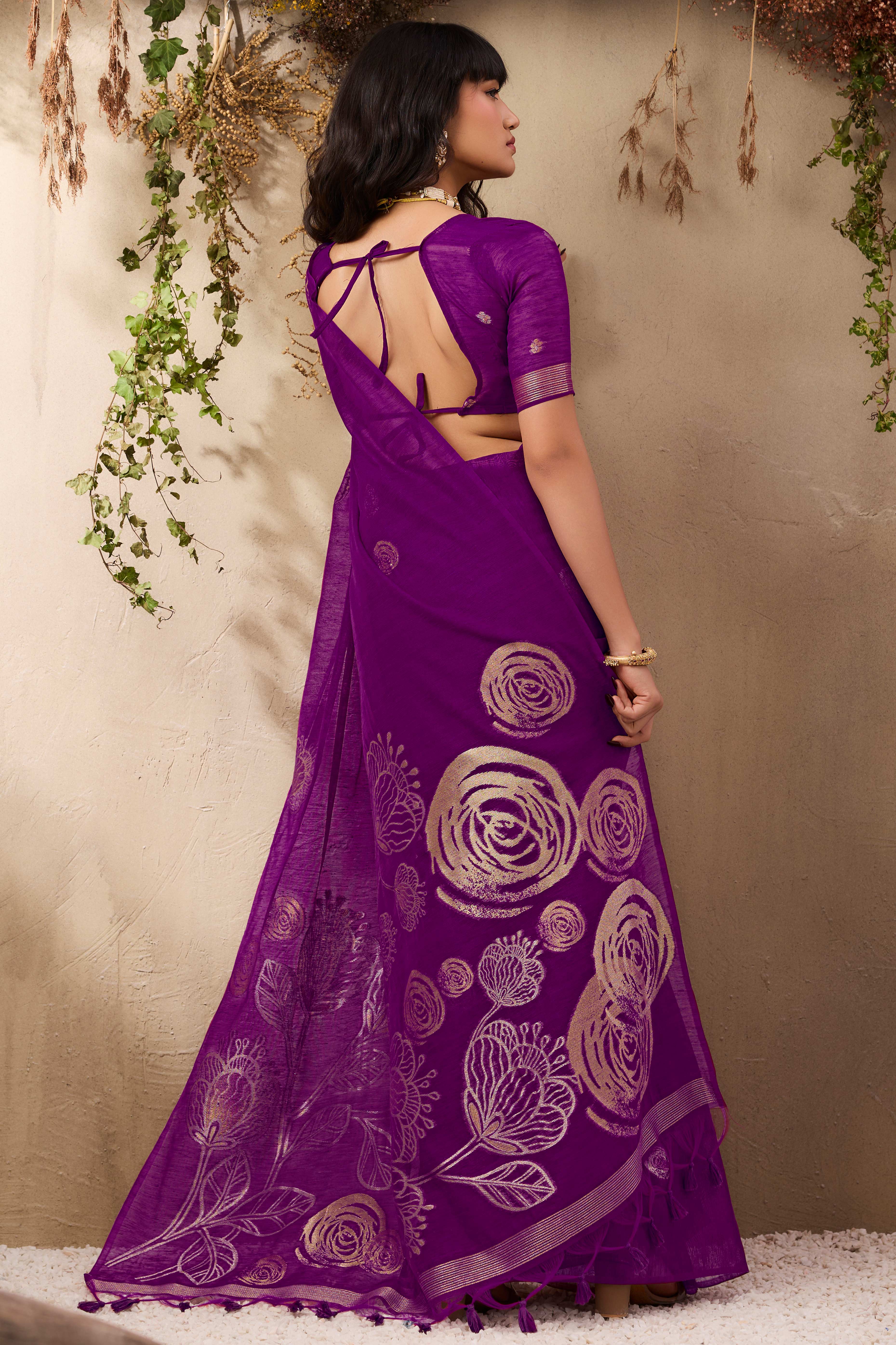 Purple Heritage Munga Art Silk Saree Highlighted with Fine Zari Weaving
