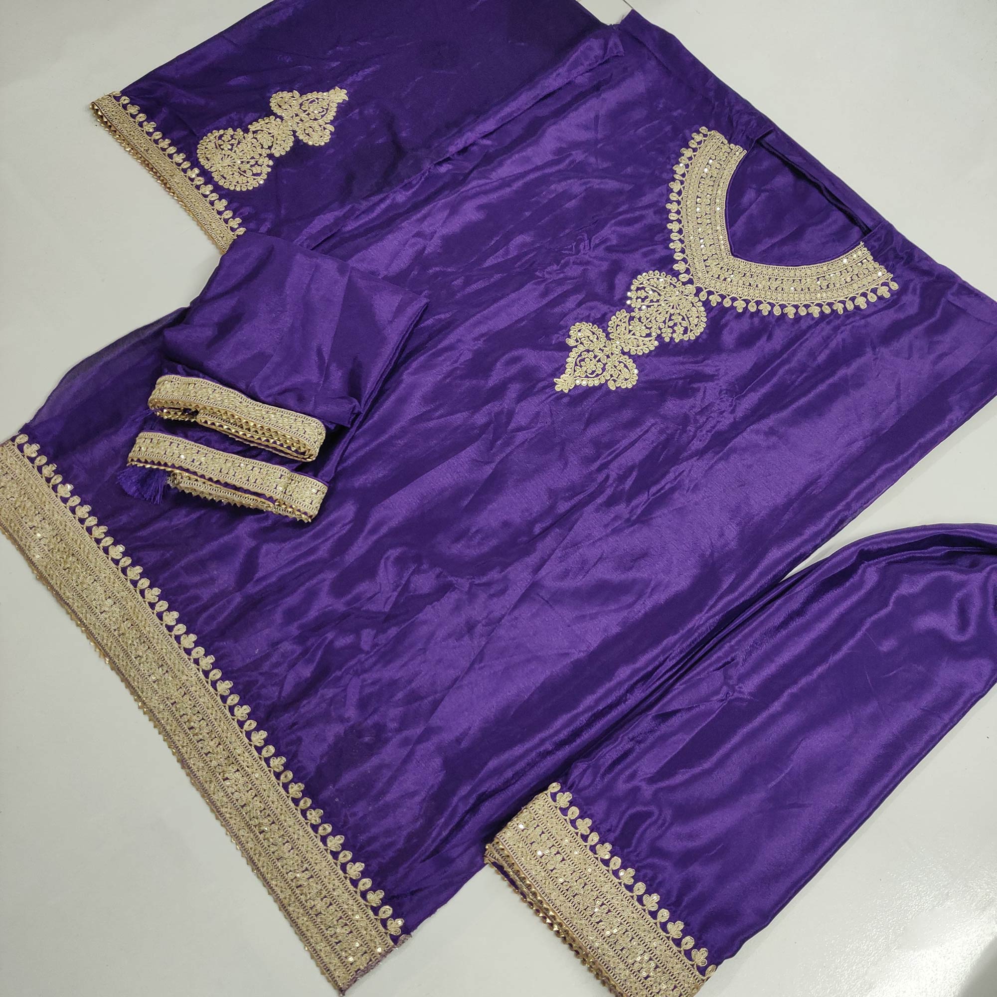 Exquisite Violet Sequins Floral Embroidered Chinon Semi-Stitched Salwar Suit