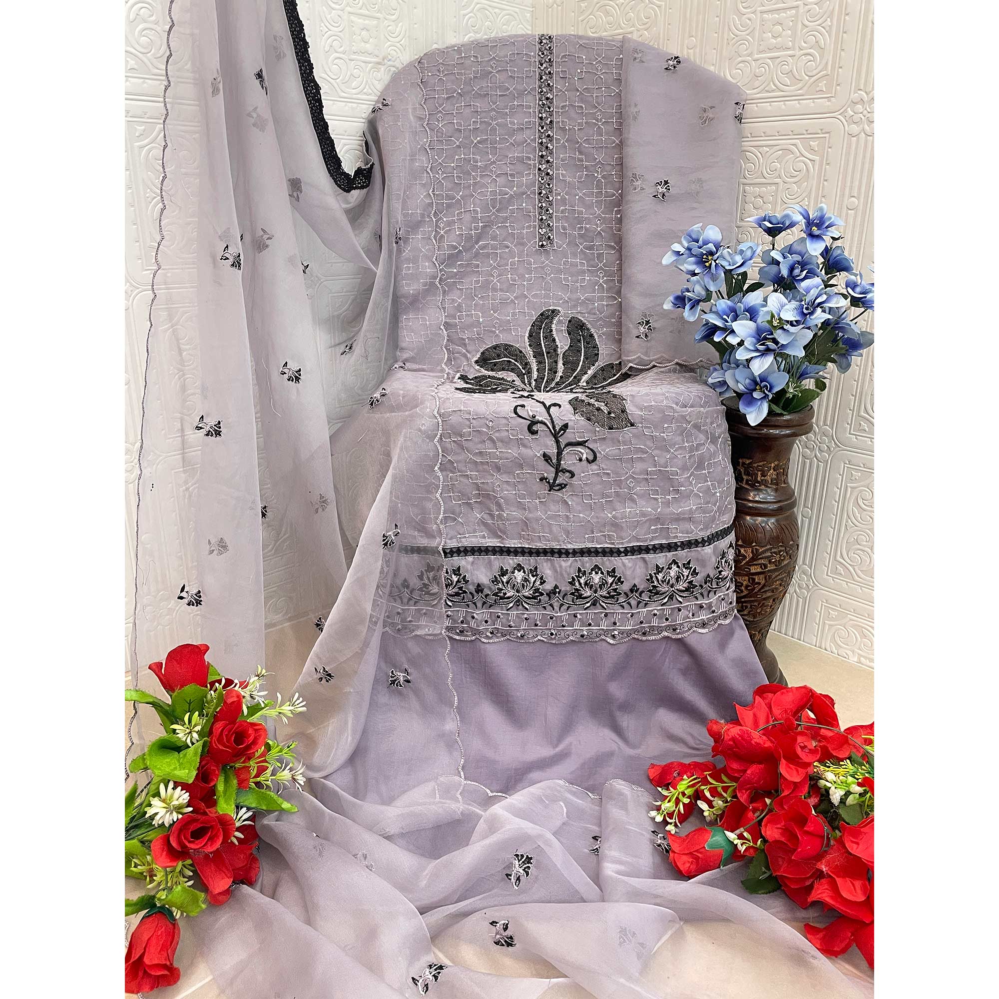 Lavender Floral Sequins Embroidered Organza Semi Stitched Pakistani Suit