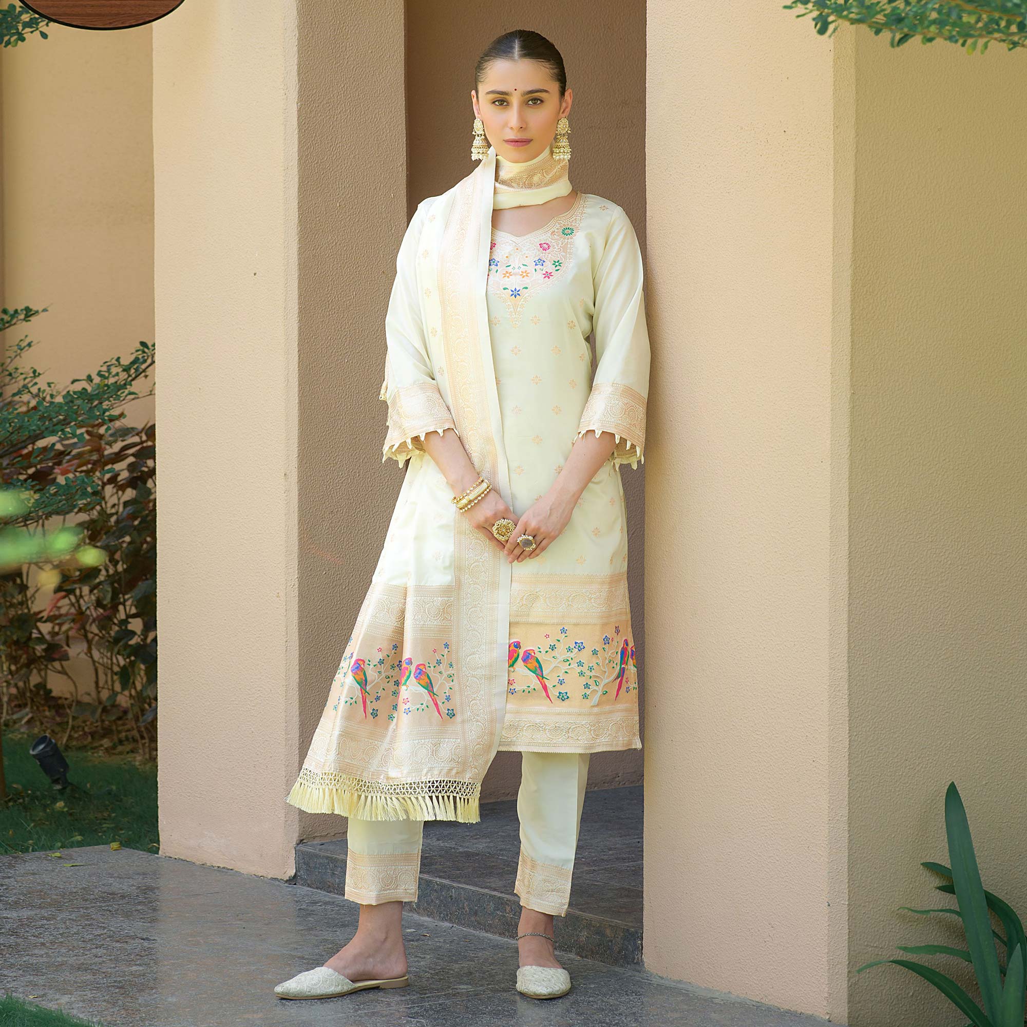 Off white Floral Woven Banarasi Silk Paithani Dress Material