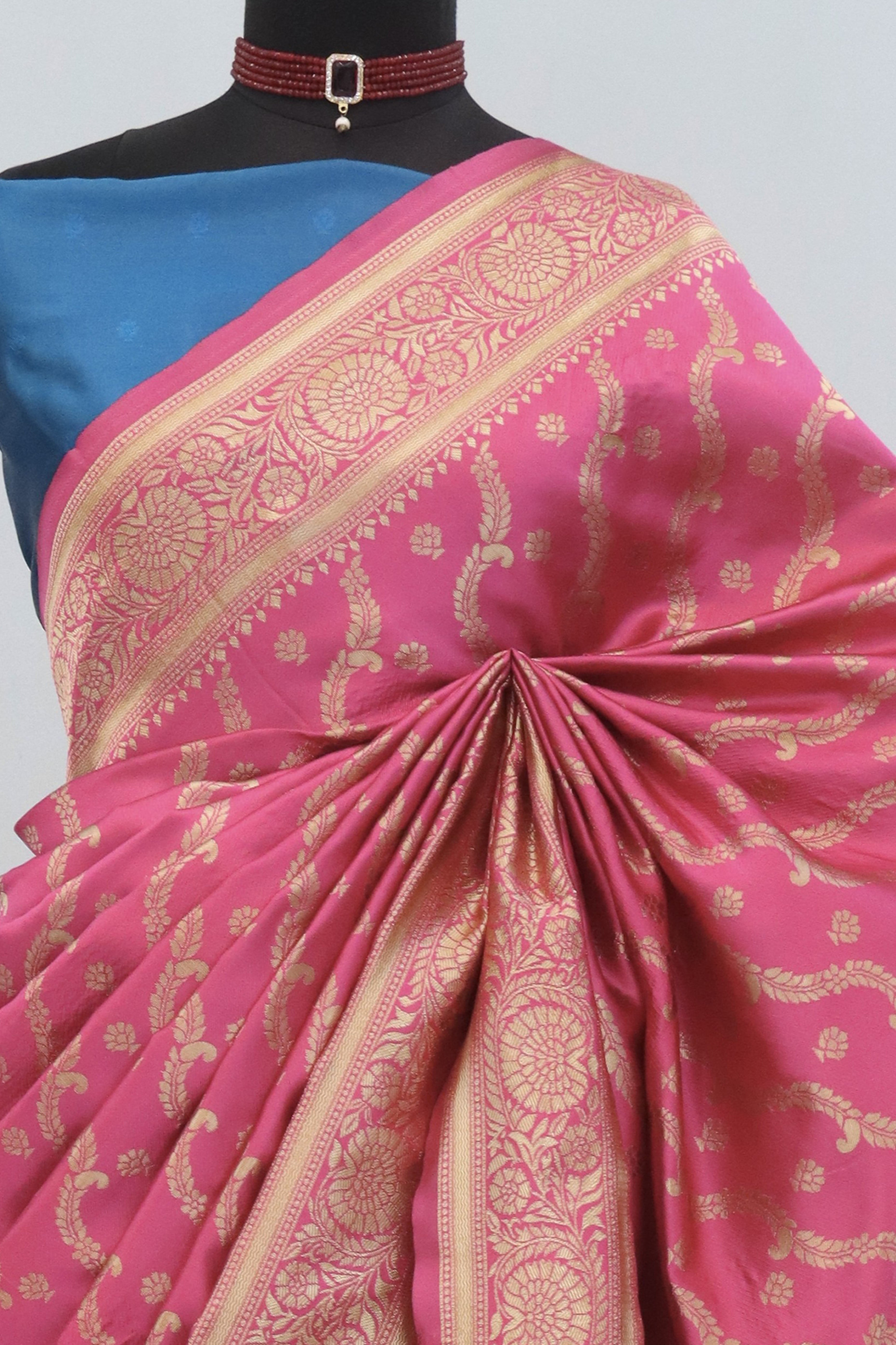 Graceful Pink Banarasi Silk Saree Featuring Intricate Floral Zari Weaving Work