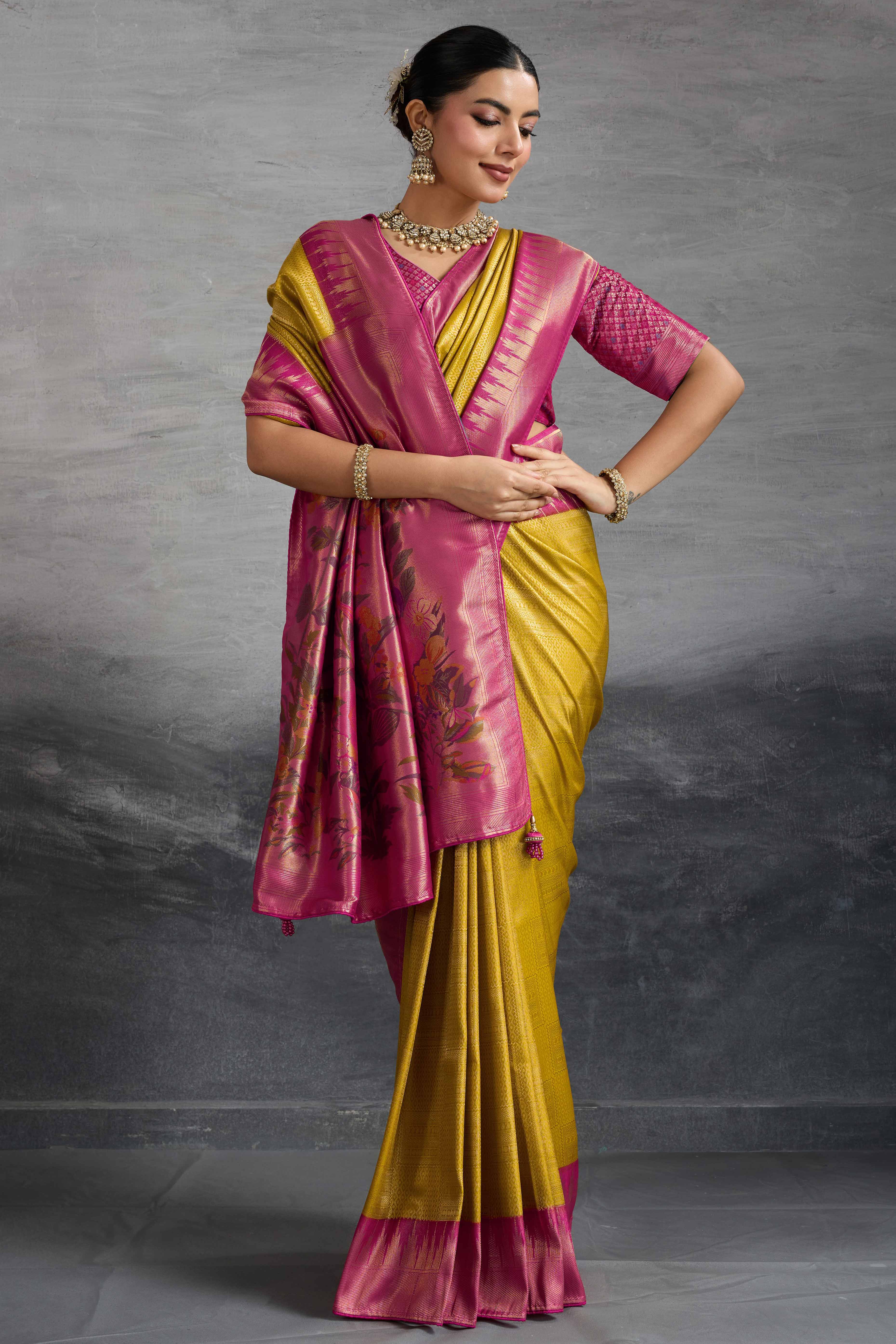 Mustard Silk Kanjivaram Saree Enhanced With Kadiyal Weaving Borders