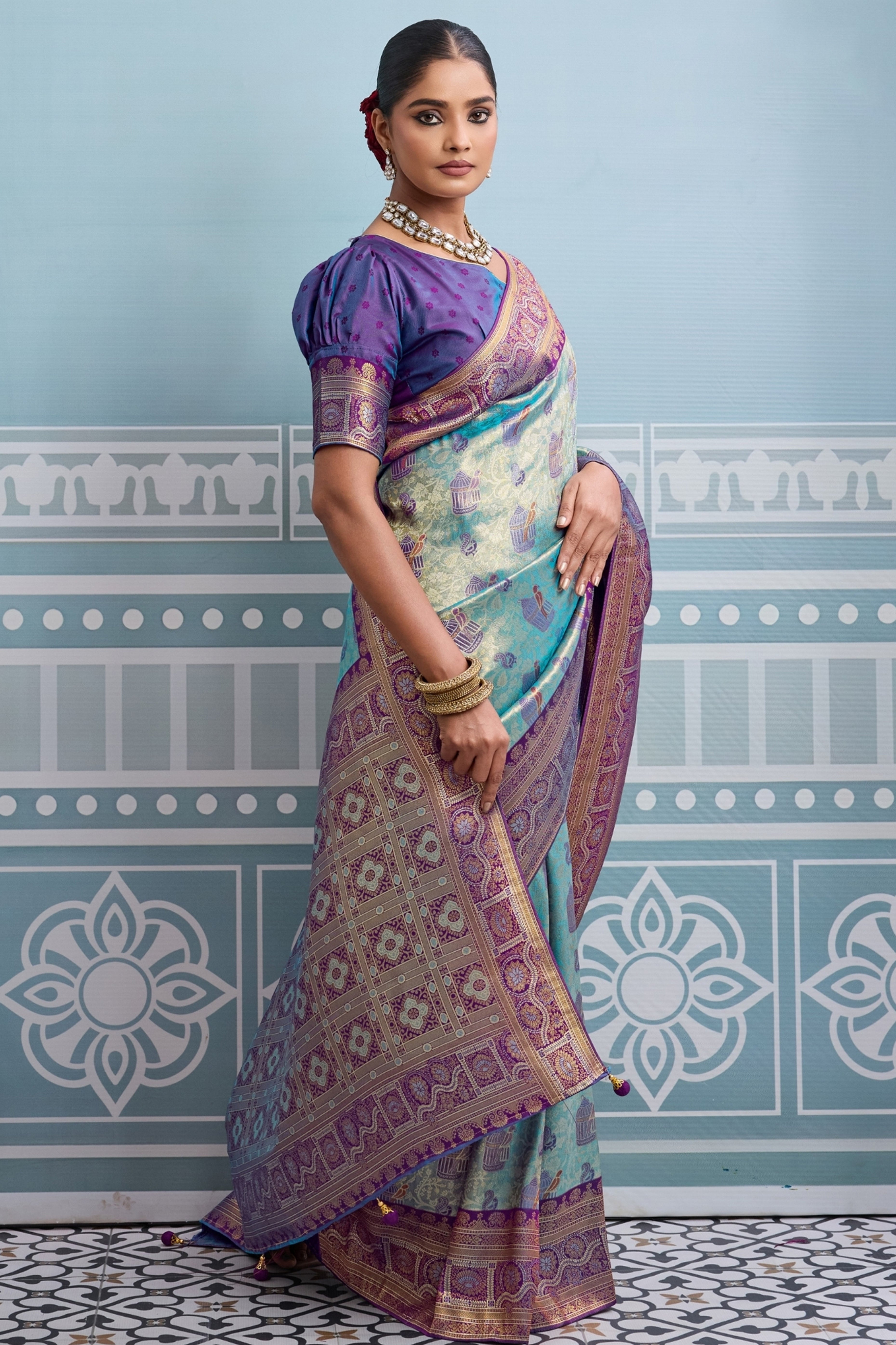 Sea Green Soft Kanjivaram Silk Saree with Classic Zari Weaving for Elegant Styling