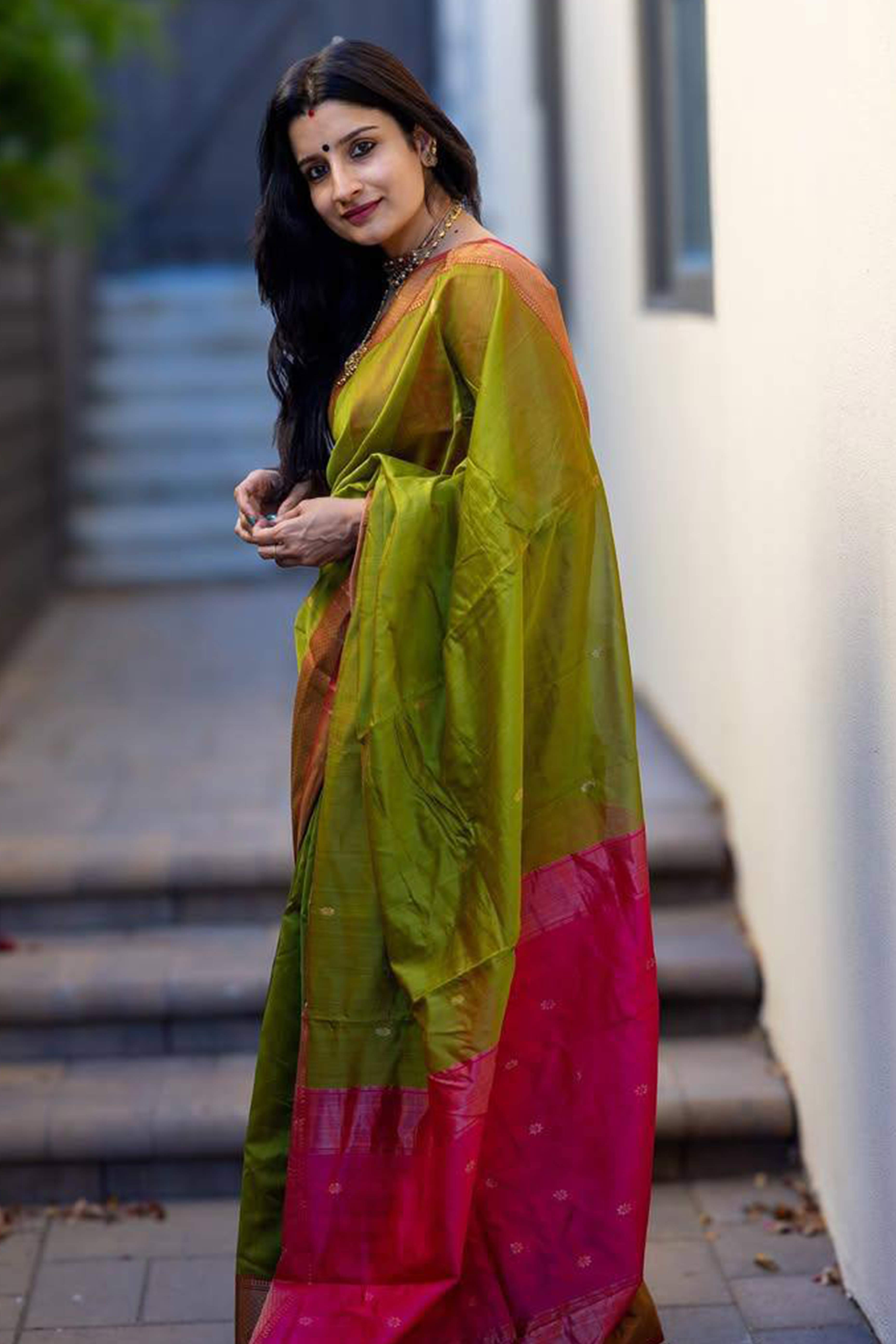 Green Floral Woven Lichi Banarasi Silk Saree