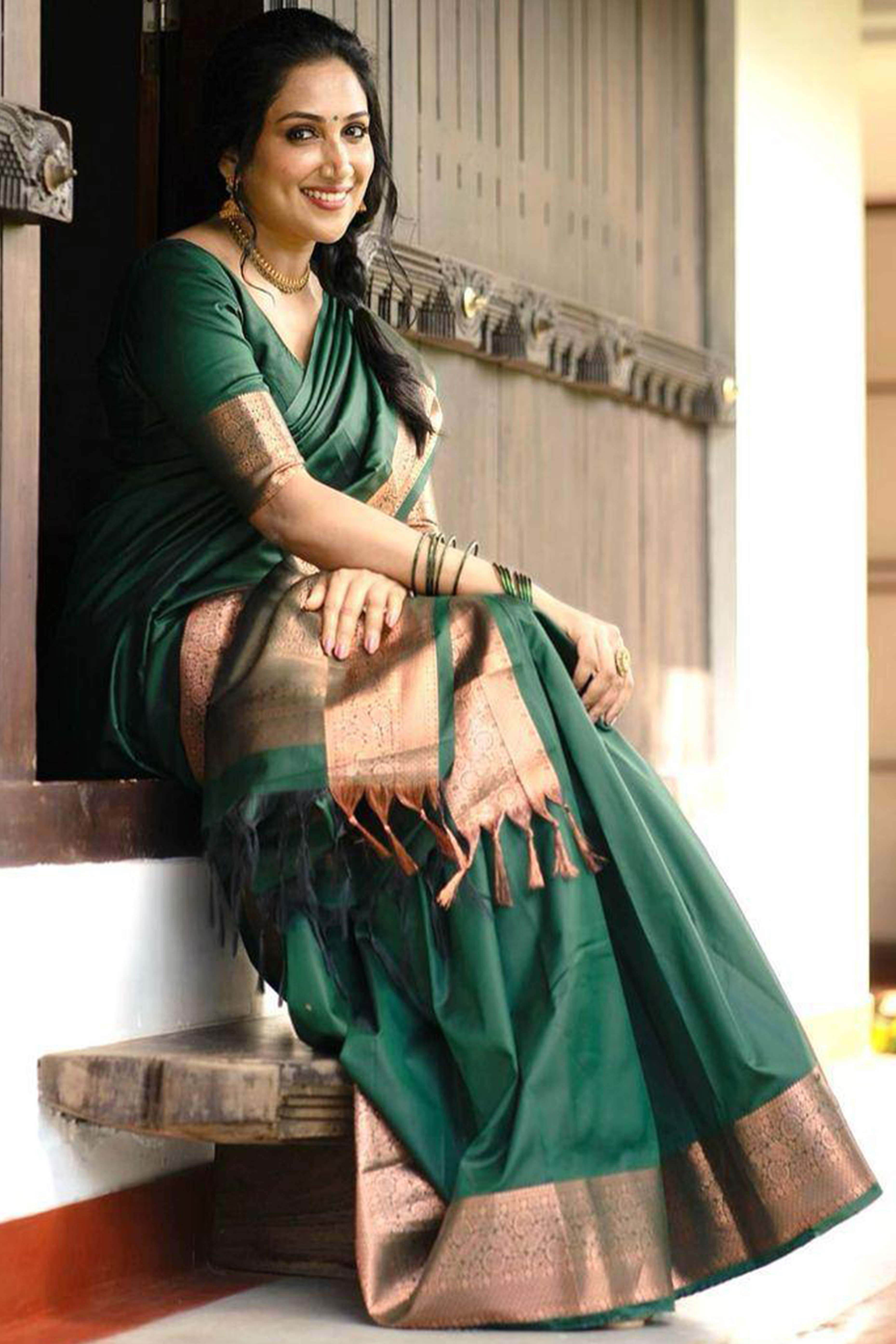 Green Woven Lichi Banarasi Silk Saree