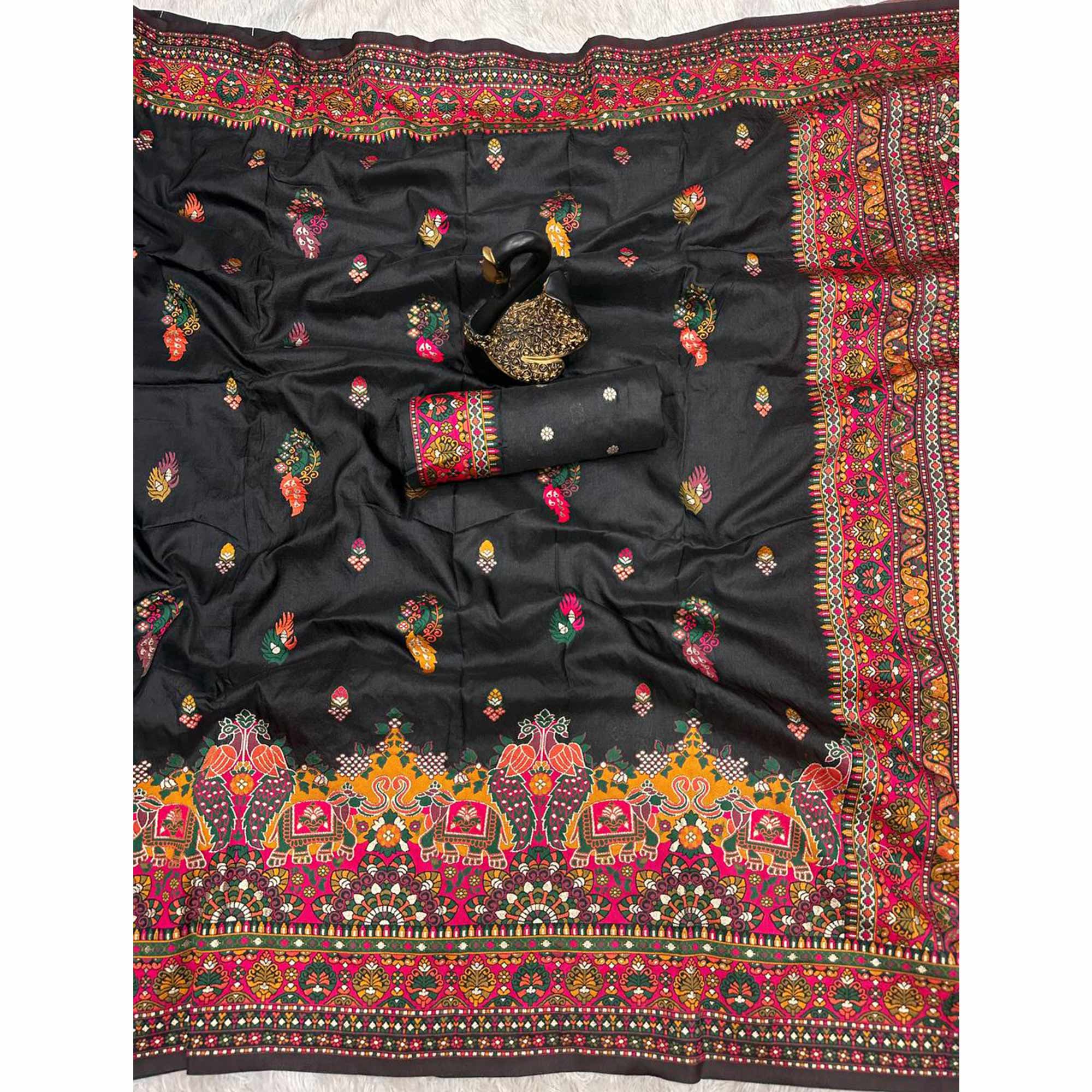 Black Pashmina Silk Weaving Saree Designed in Classic Rajwadi Style for Festive Wear