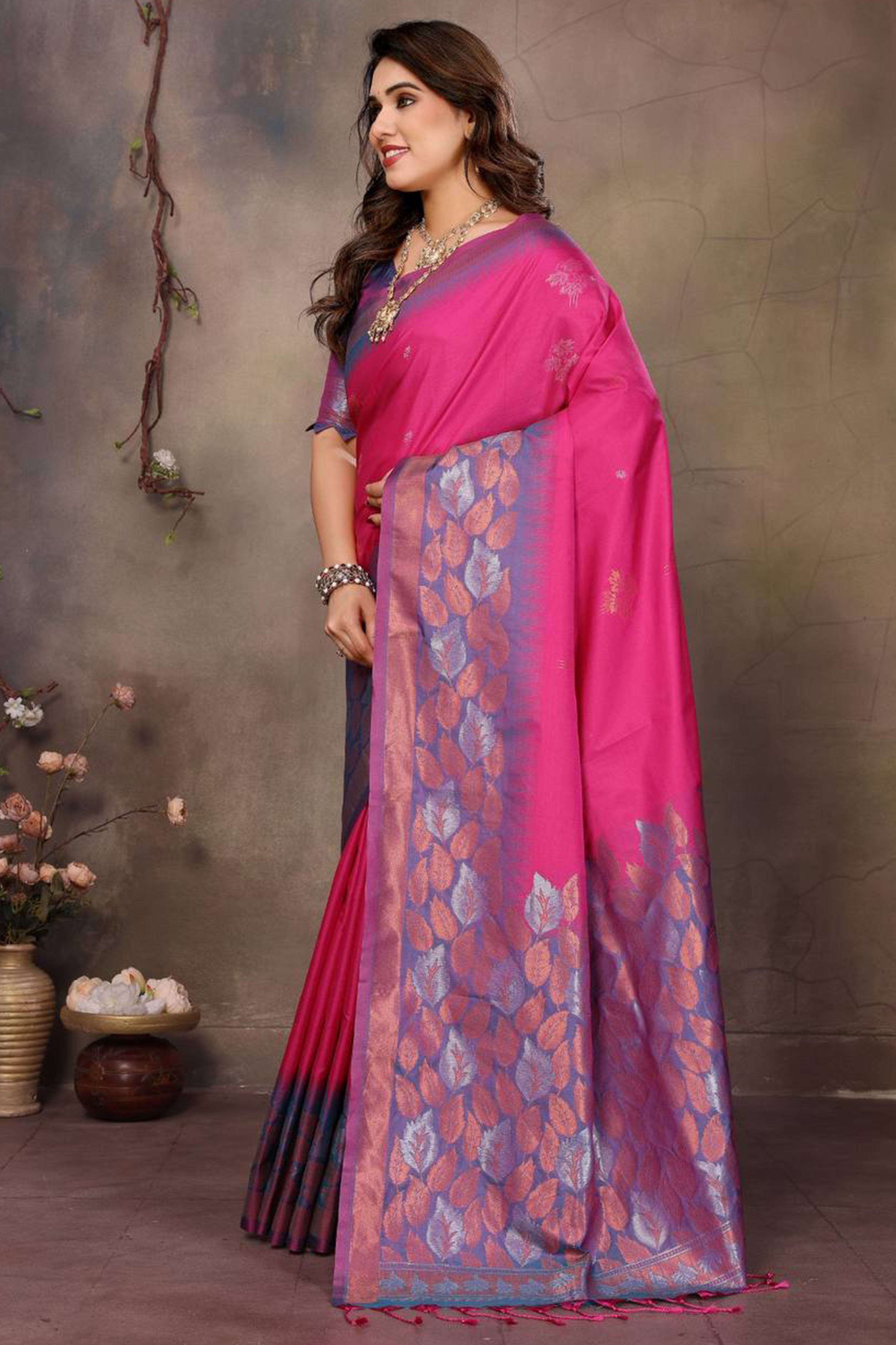 Magenta Leaf & Floral Motif Banarasi Silk Saree With Luxurious Zari Weaving Two Tone Weaving