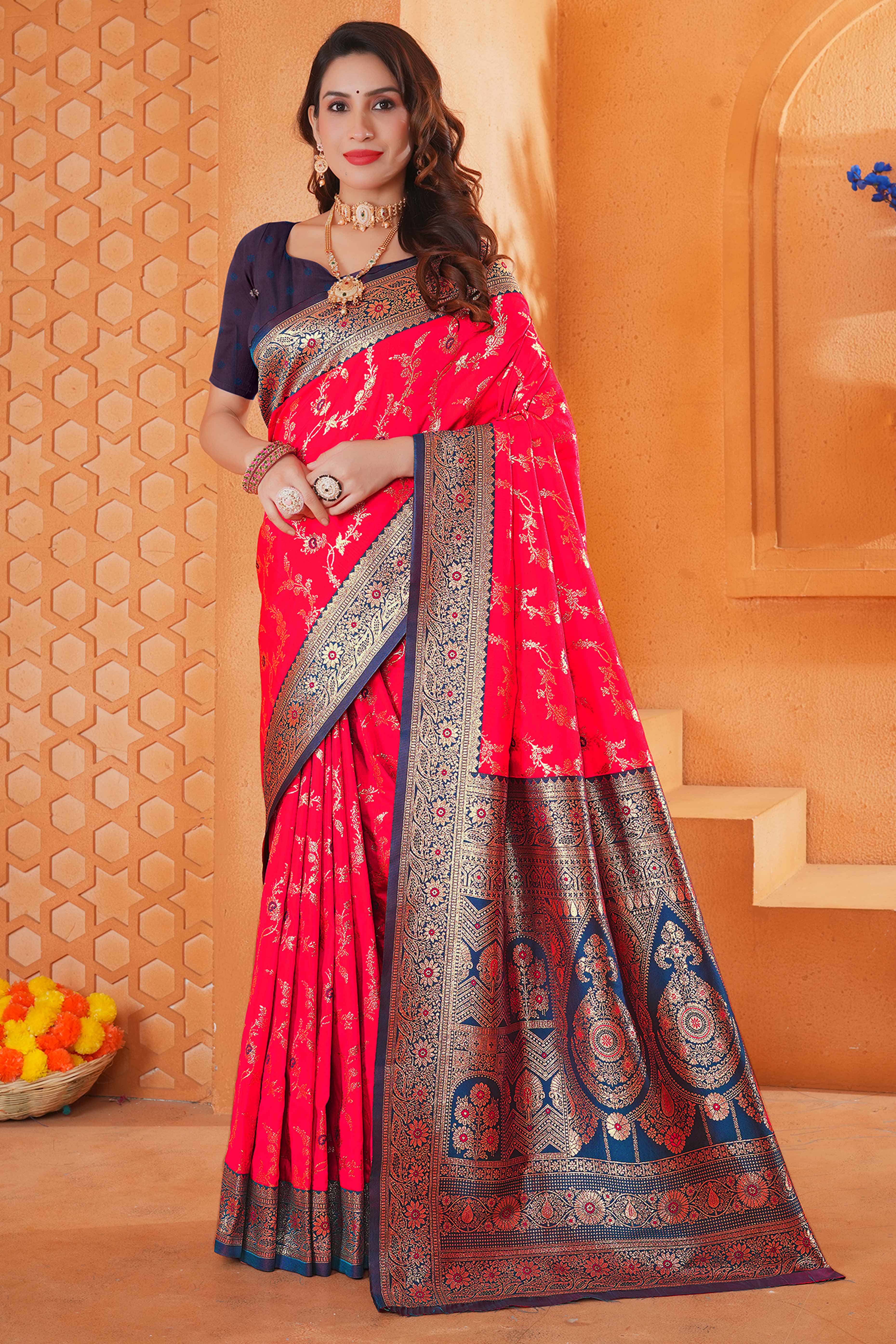 Pink Art Silk Saree With Intricate Floral Banarasi Zari Weaving