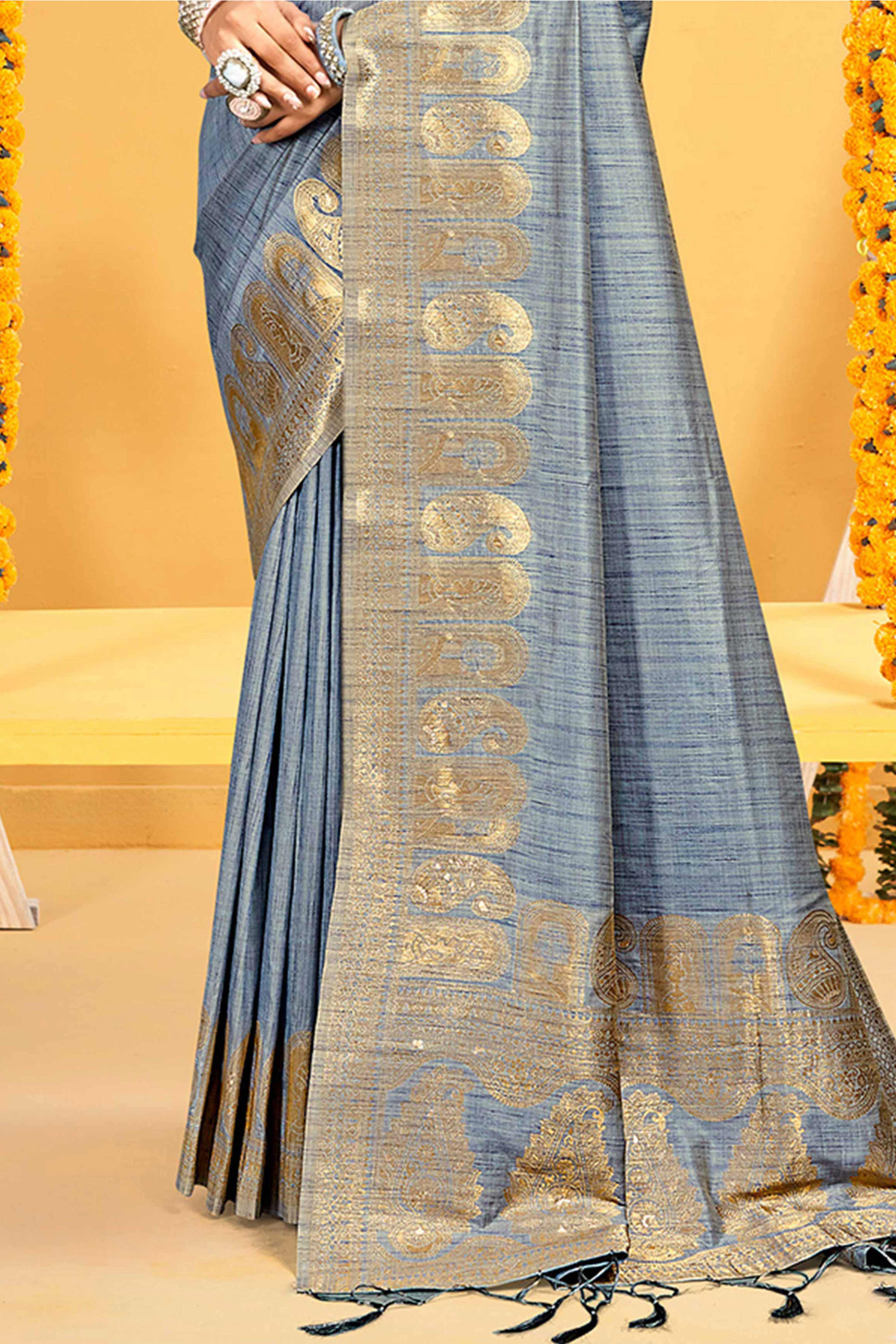 Classic Grey Floral & Paisley Design Weaving Assam Silk Blend Saree With Tassel Pallu