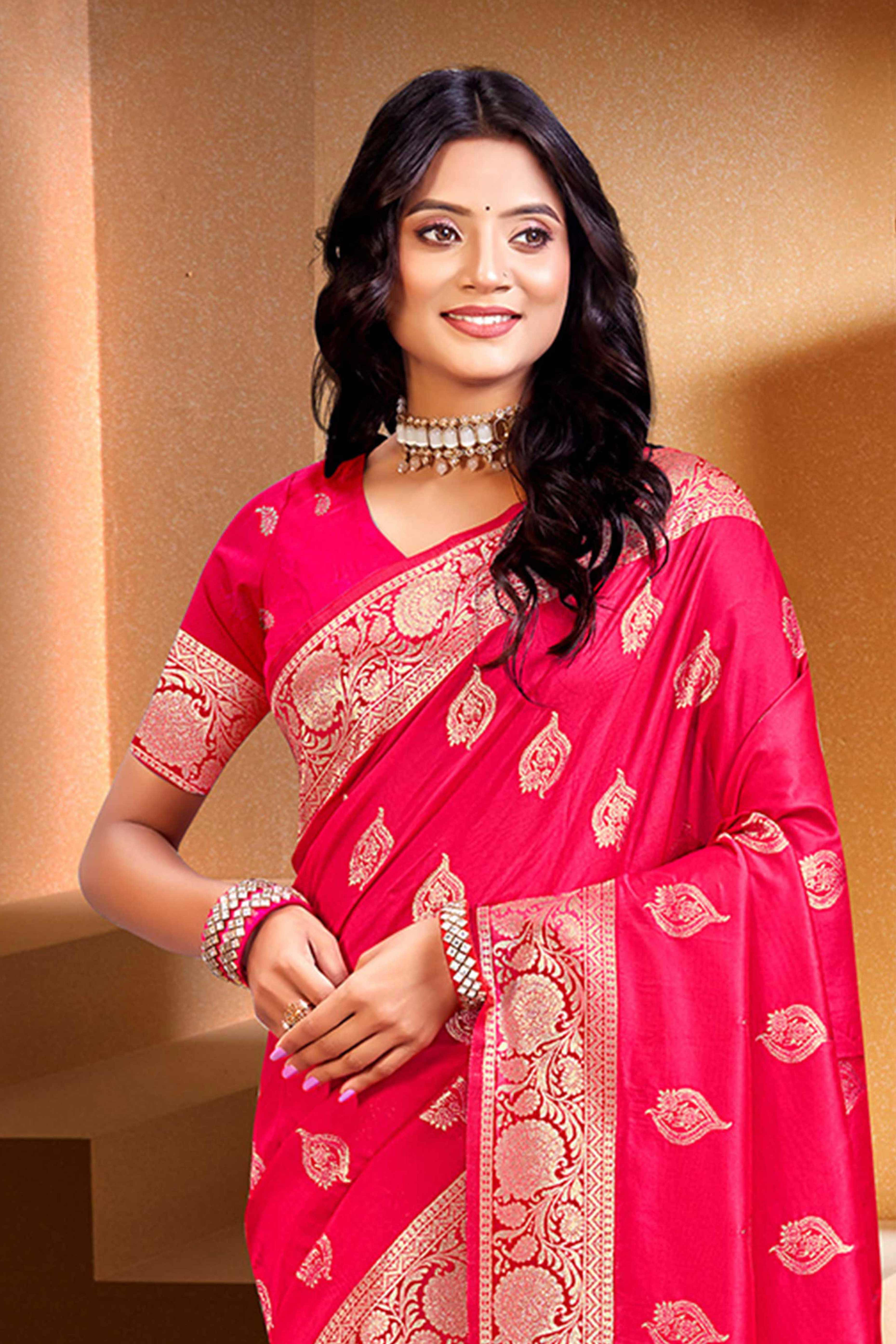 Luxury Pink Floral Weaving Silk Blend Saree Finished With A Digital Peacock Printed Pallu