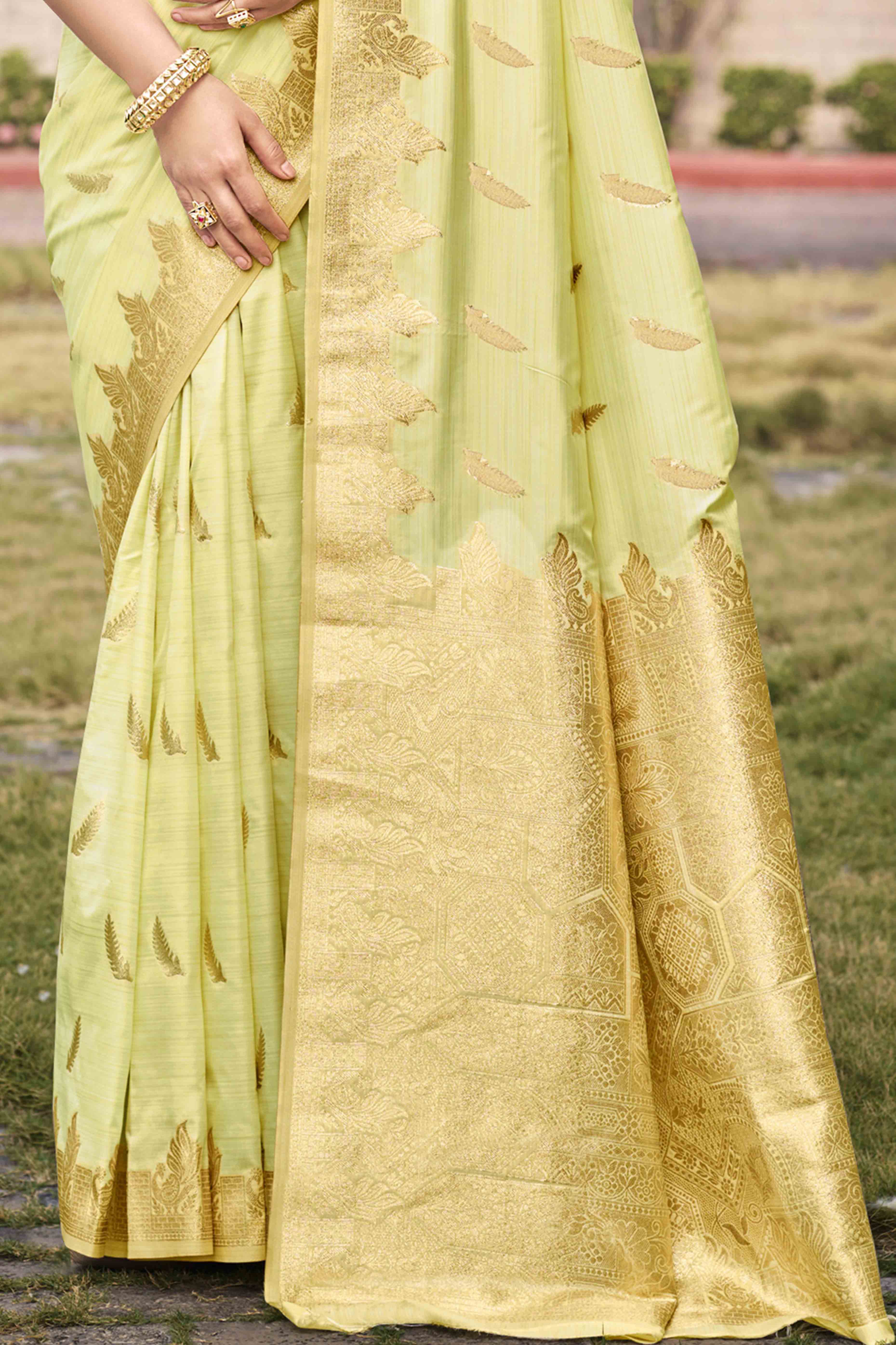 Lemon Green Banarasi Silk Saree With Delicate Floral Zari Weaving