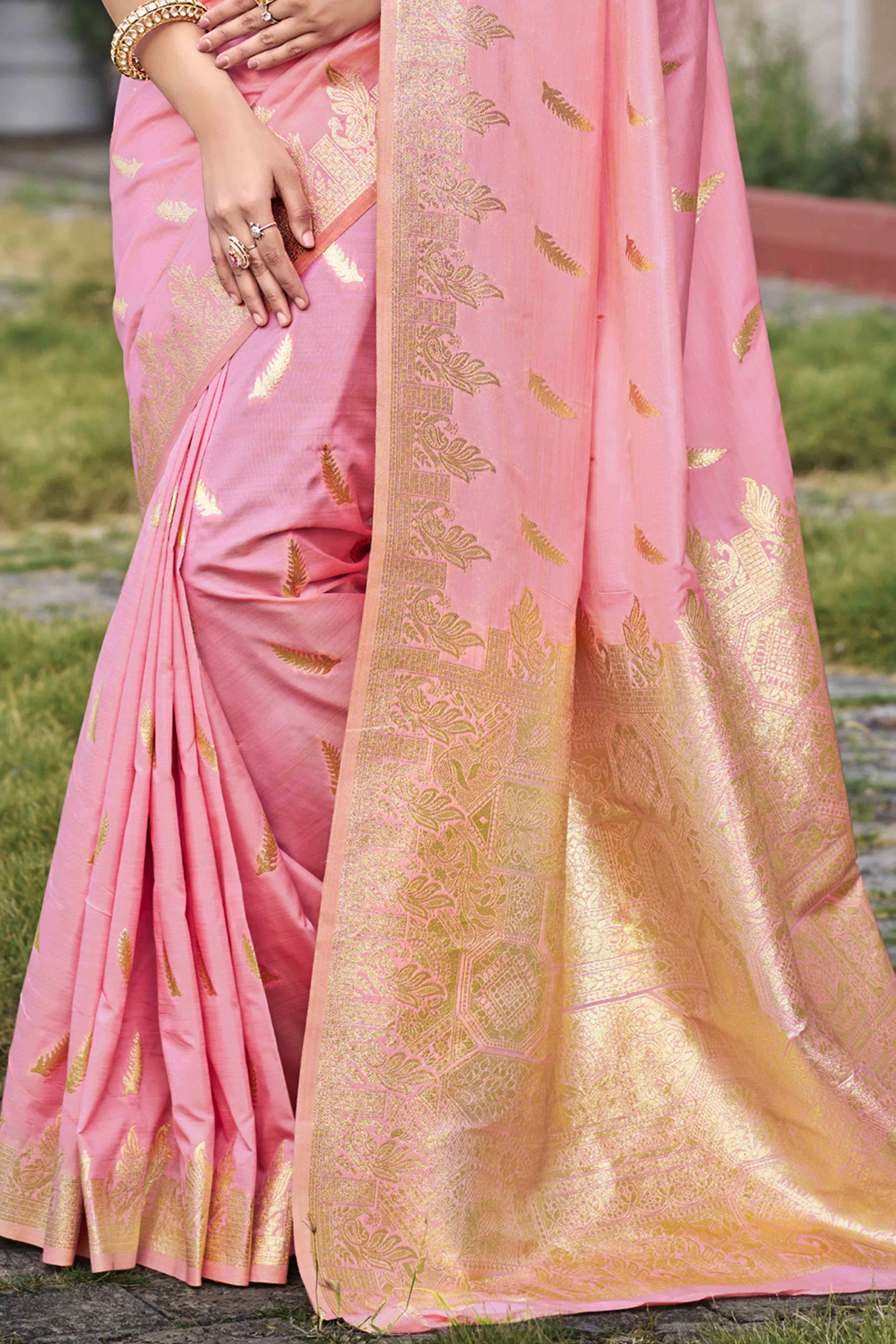 Pink Banarasi Silk Saree With Delicate Floral Zari Weaving