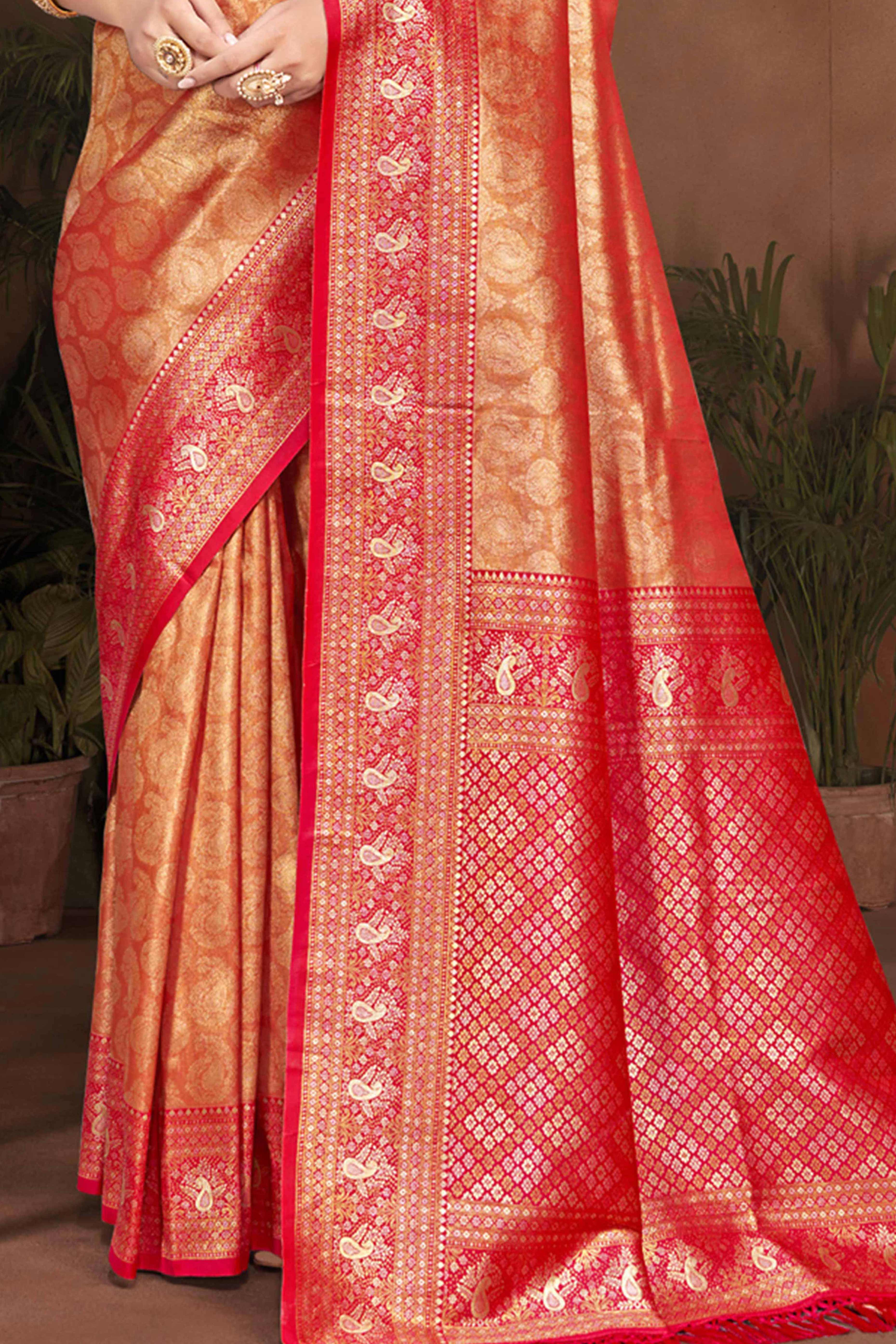 Exclusive Red Paisley & Floral Pattern Weaving Kanjivaram Silk Saree With Tassel Pallu