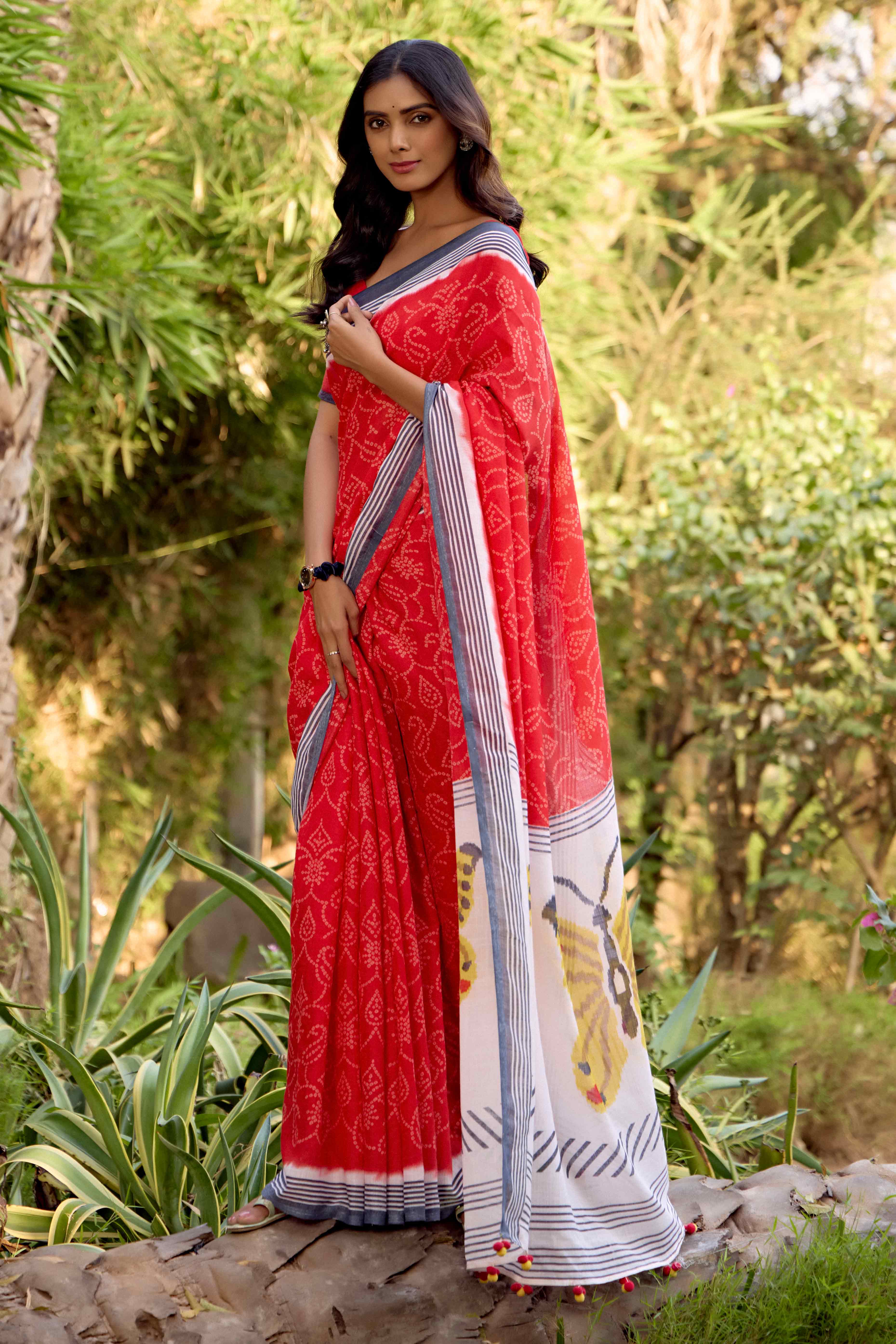 Red Bandhani Printed Linen Saree