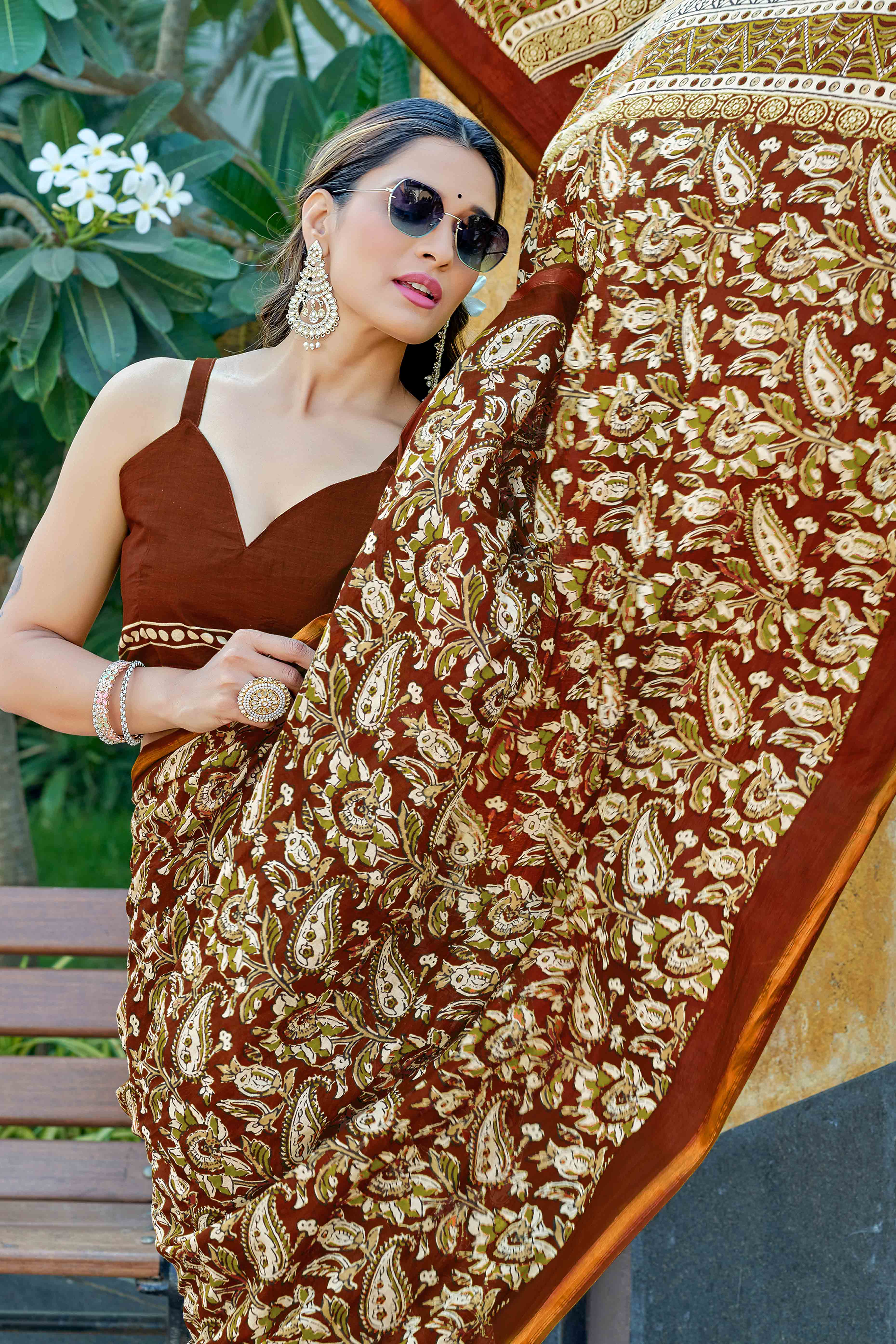 Vibrant Brown Floral Print In Mulmul Cotton Saree