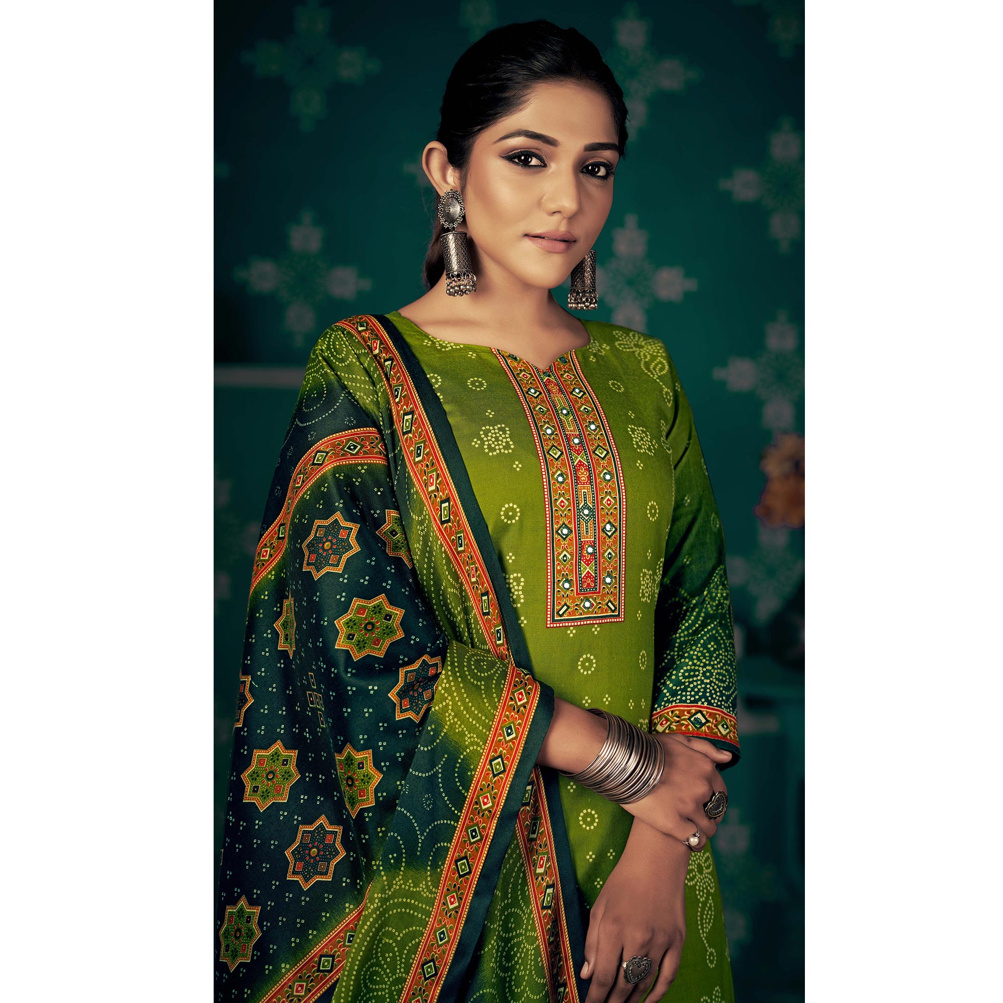 Green Bandhani Printed Pashmina Salwar Suit