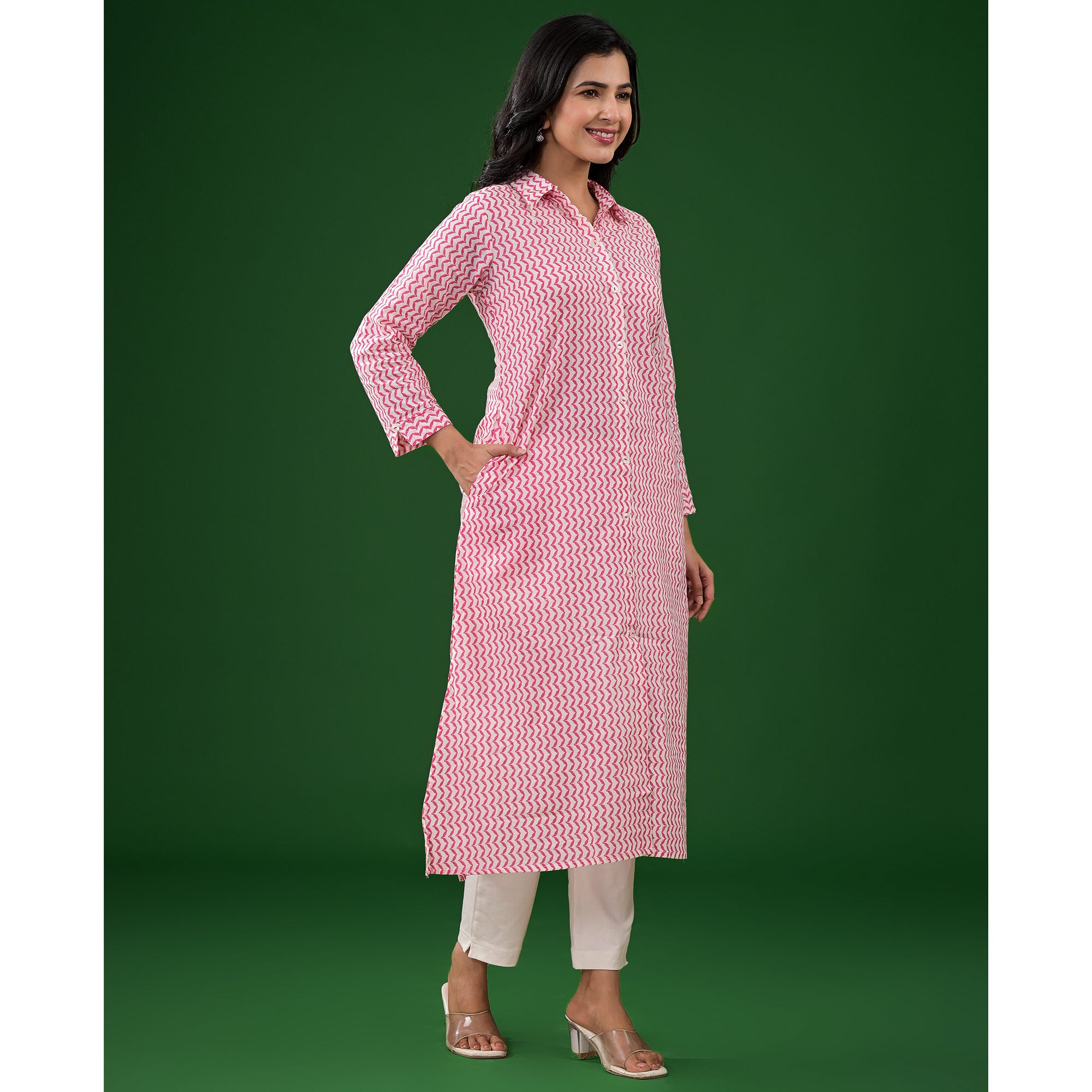 White & Pink Zig-Zag Printed Pure Cotton Straight Kurti