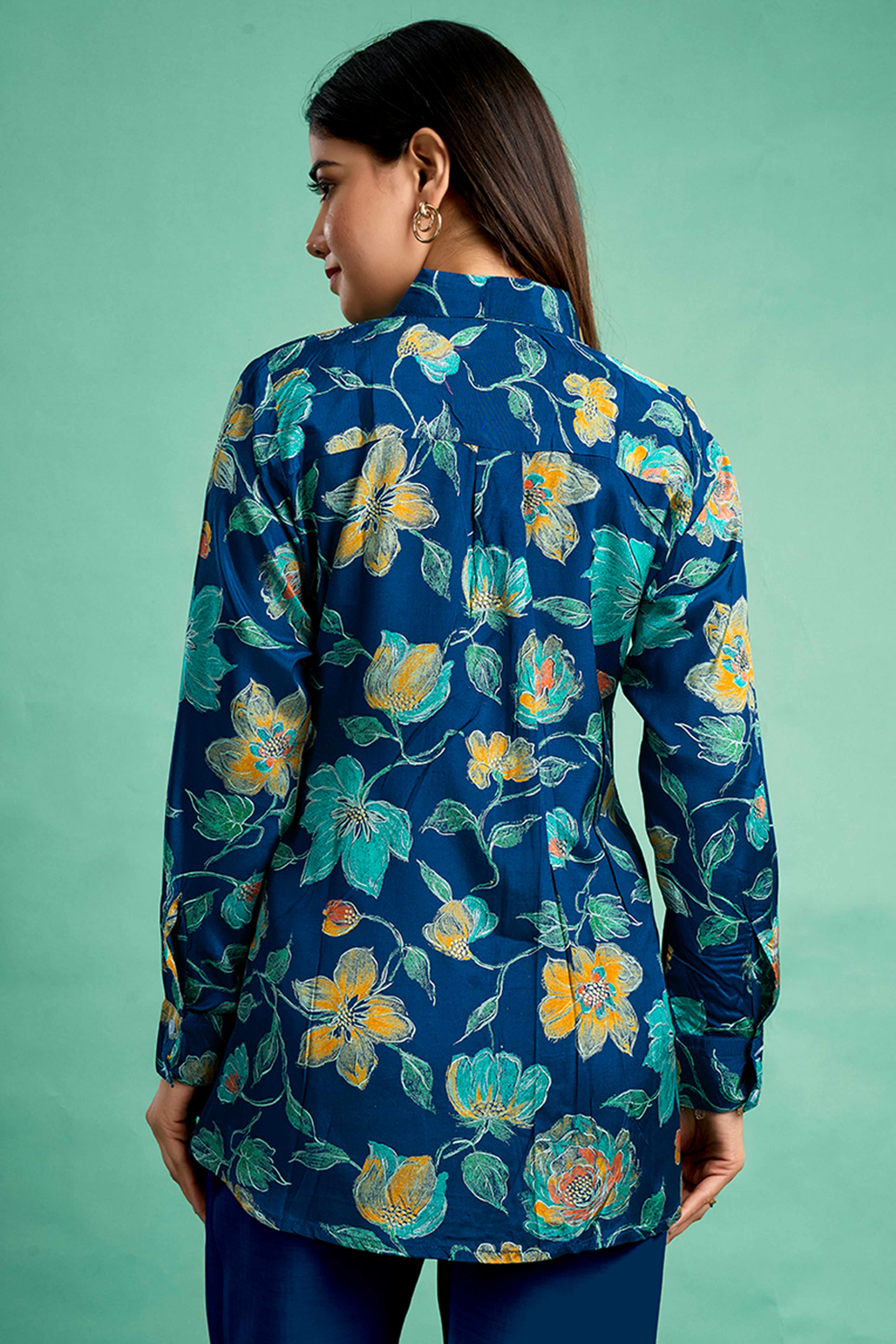 Morpich Blue Floral Printed Muslin Straight Top