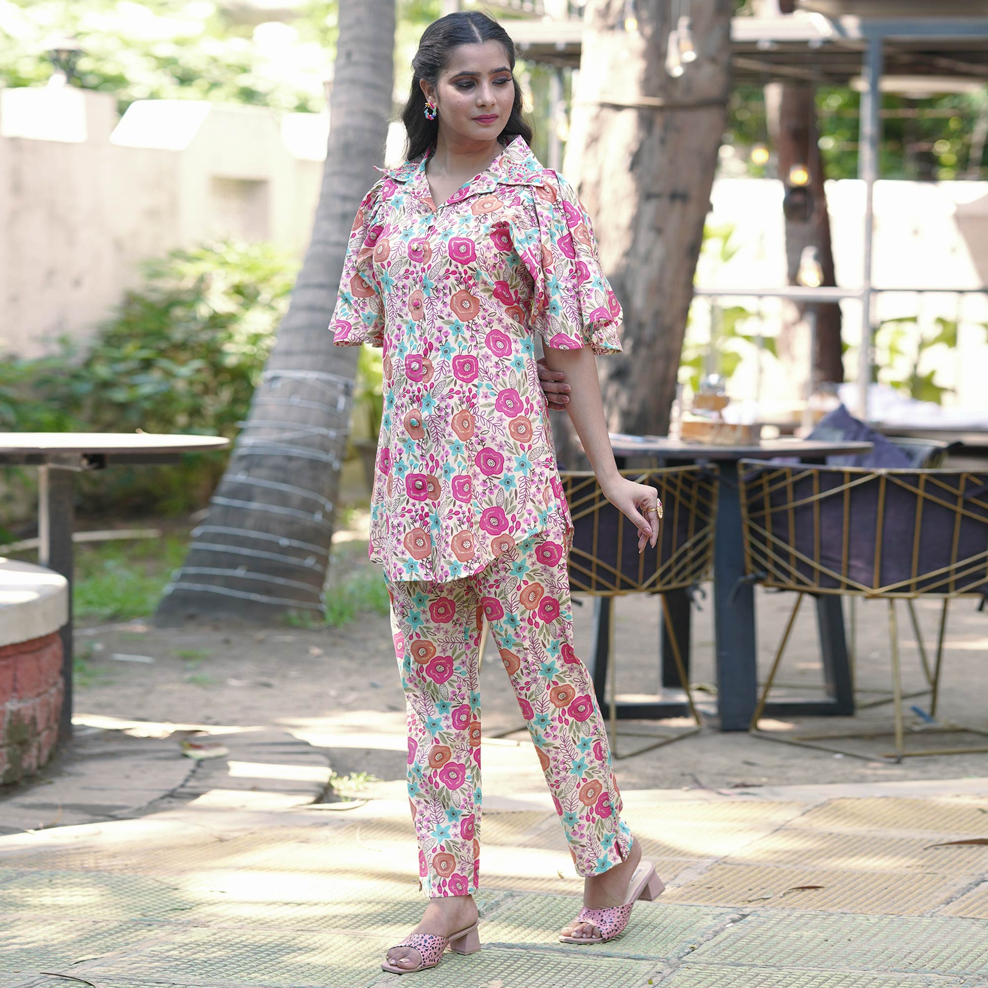 Off White & Peach Floral Foil Printed Chanderi Silk Co Ord Set