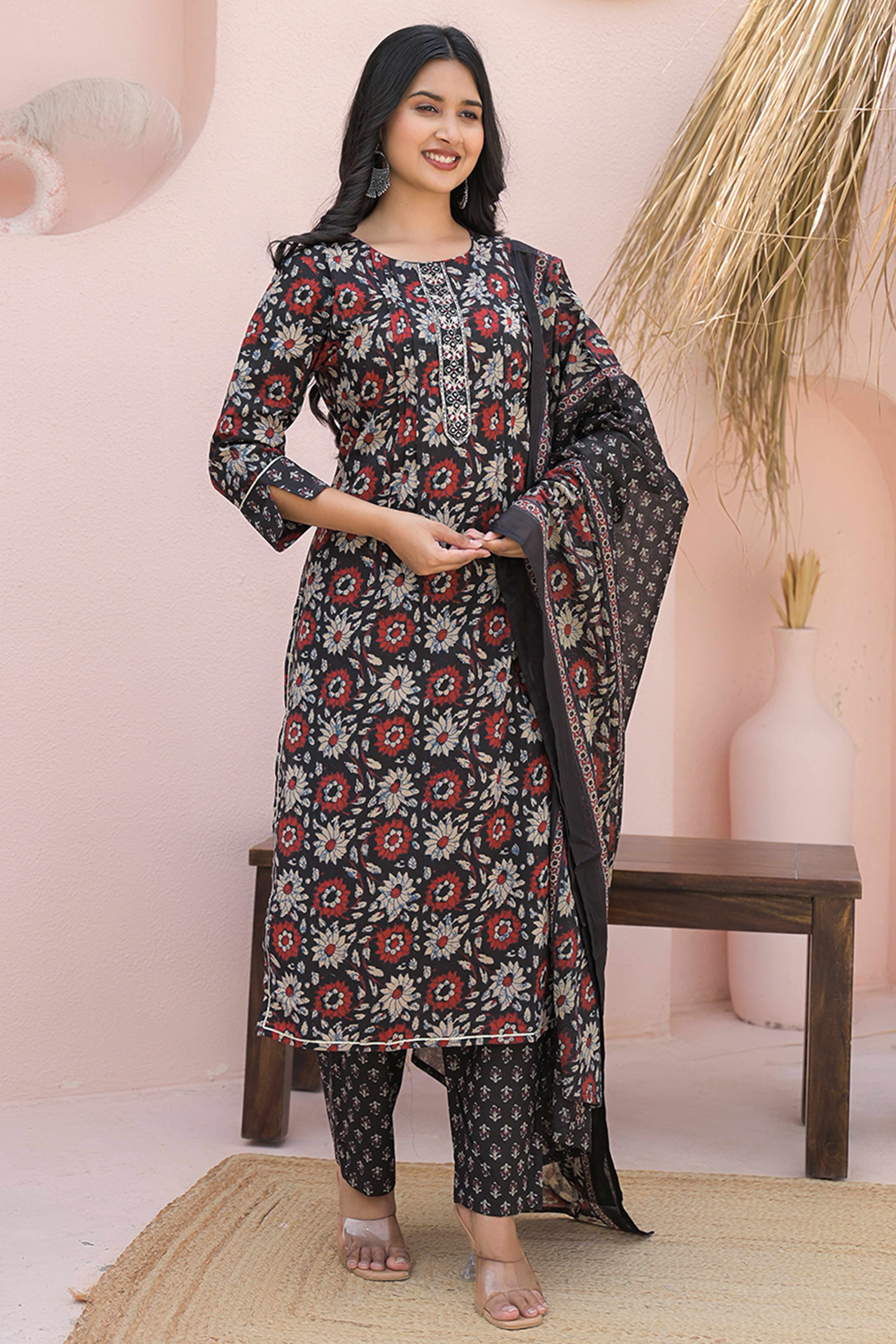 Black Floral Printed Salwar Suit in Breathable Pure Cotton for Effortless Style