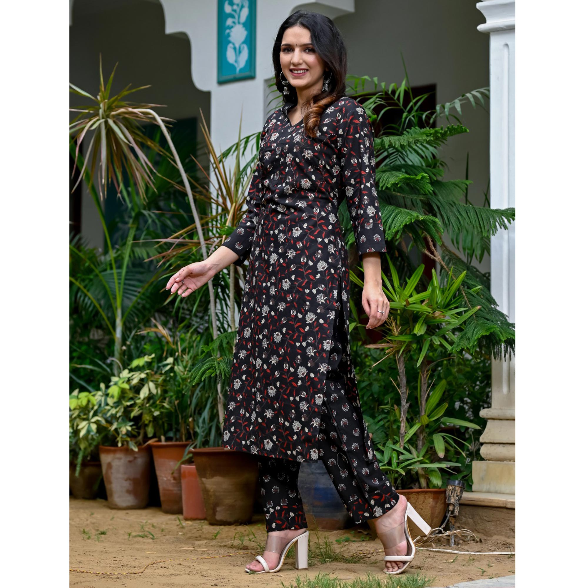 Black Floral Printed Pure Cotton Kurti Pant Set