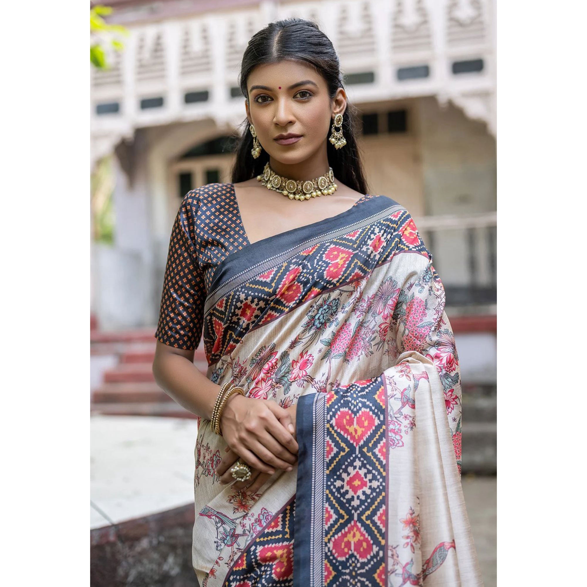 Beige & Grey Floral Printed Tussar Silk Saree