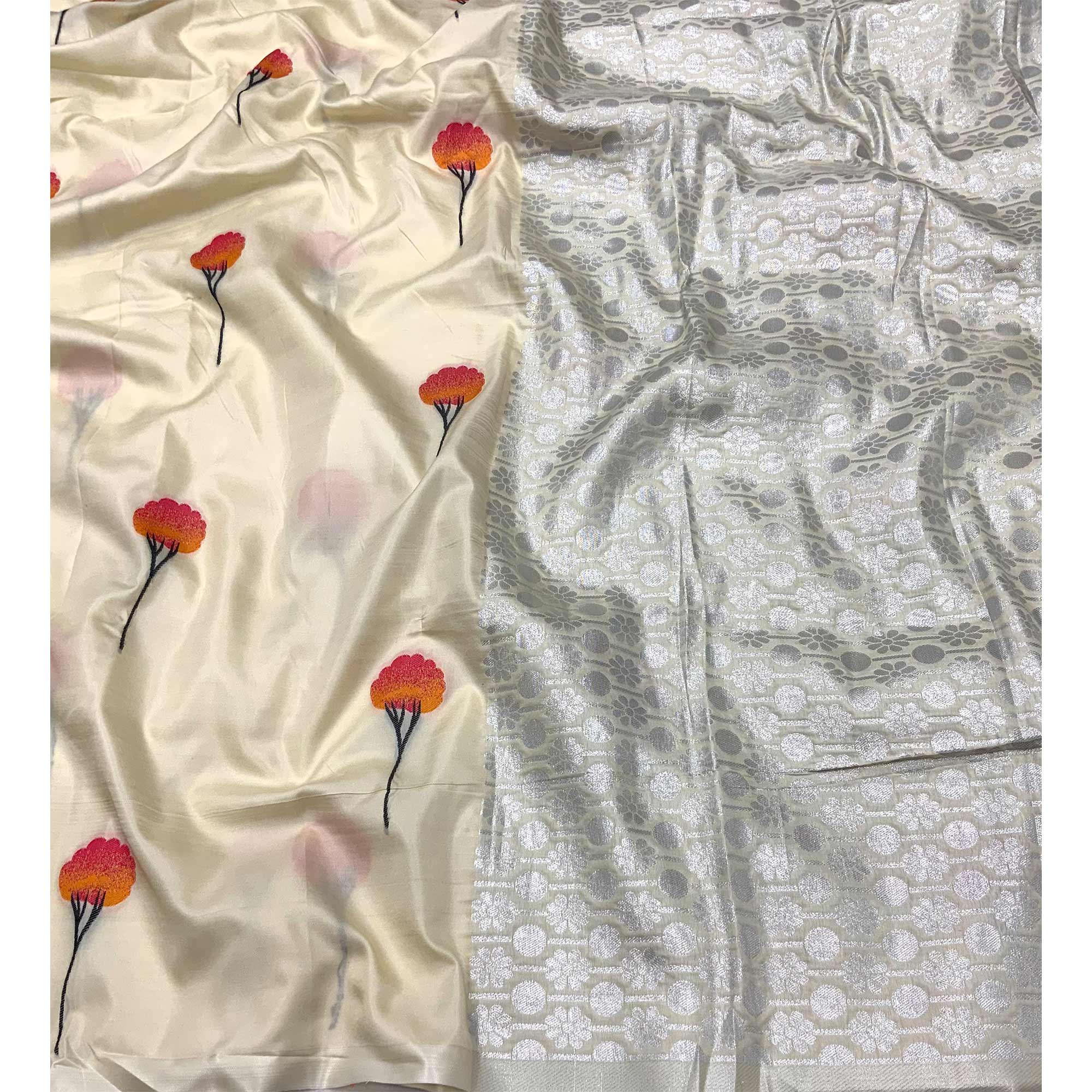 Timeless Cream Banarasi Silk Saree with Floral Zari Weaving & Tassel Border