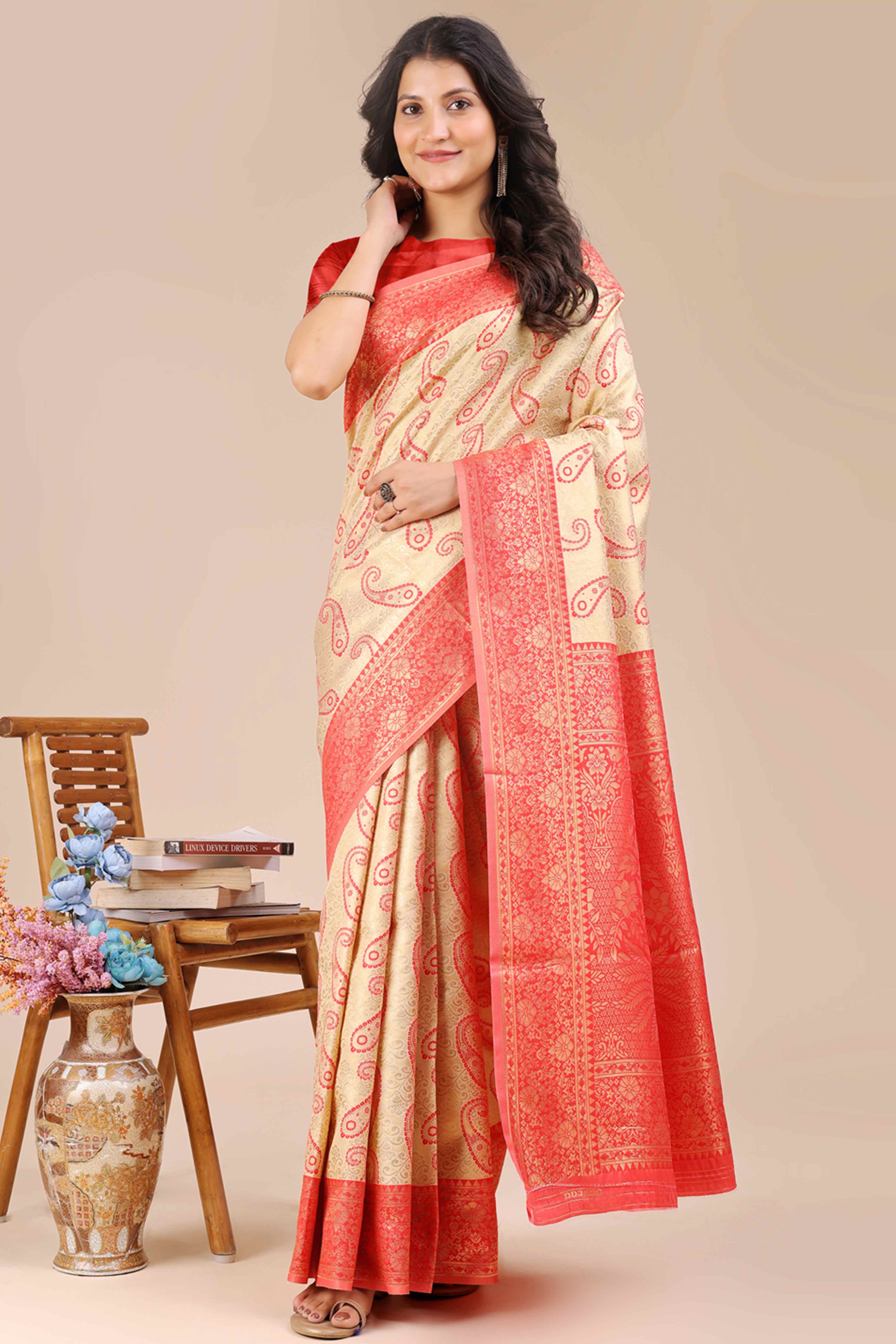 Cream Banarasi Silk Saree Featuring Red Floral Zari Weaving and a Rich Contrast Border