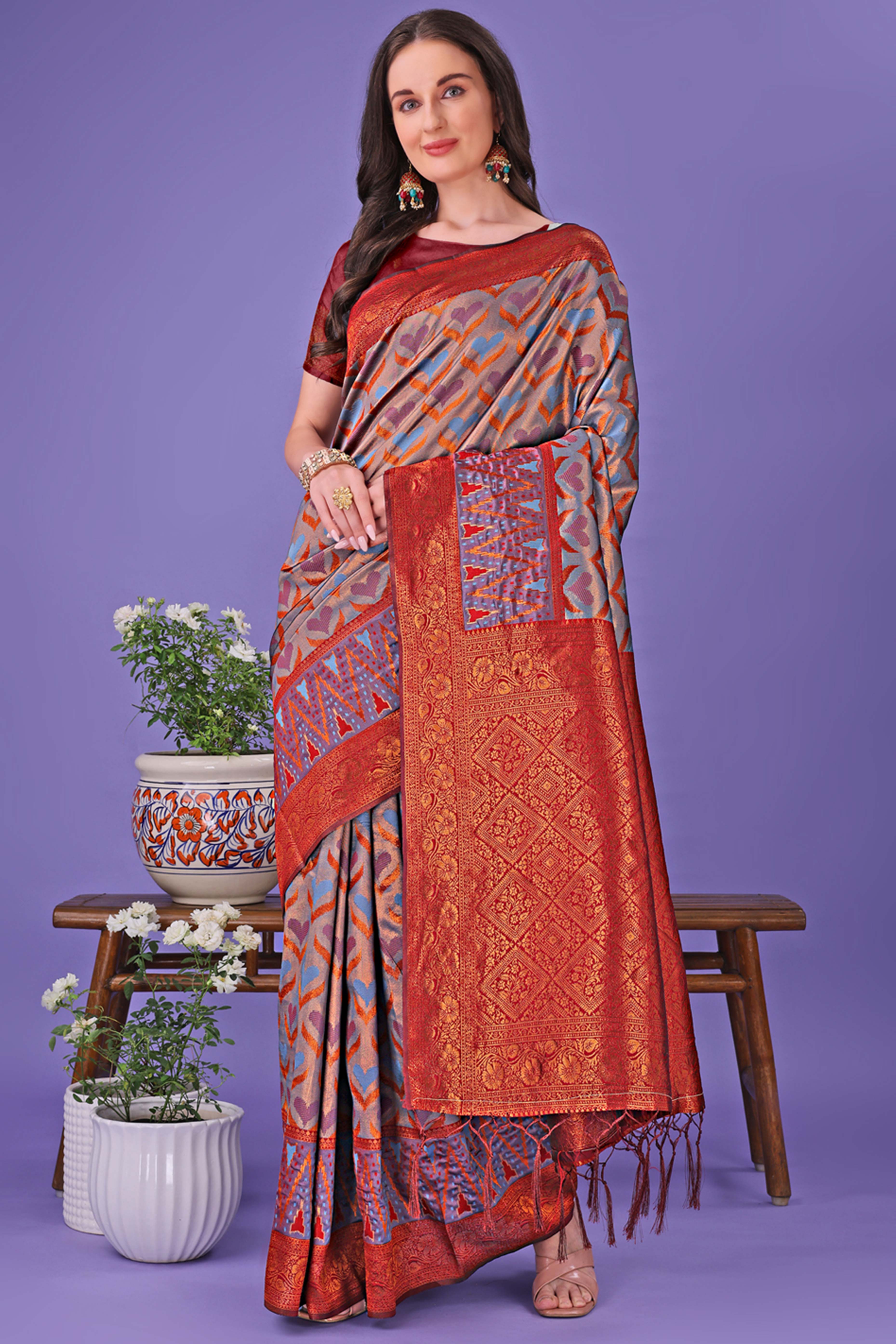 Grey Heart Motif Zari Woven Lichi Cotton Silk Saree With Flowing Tassels