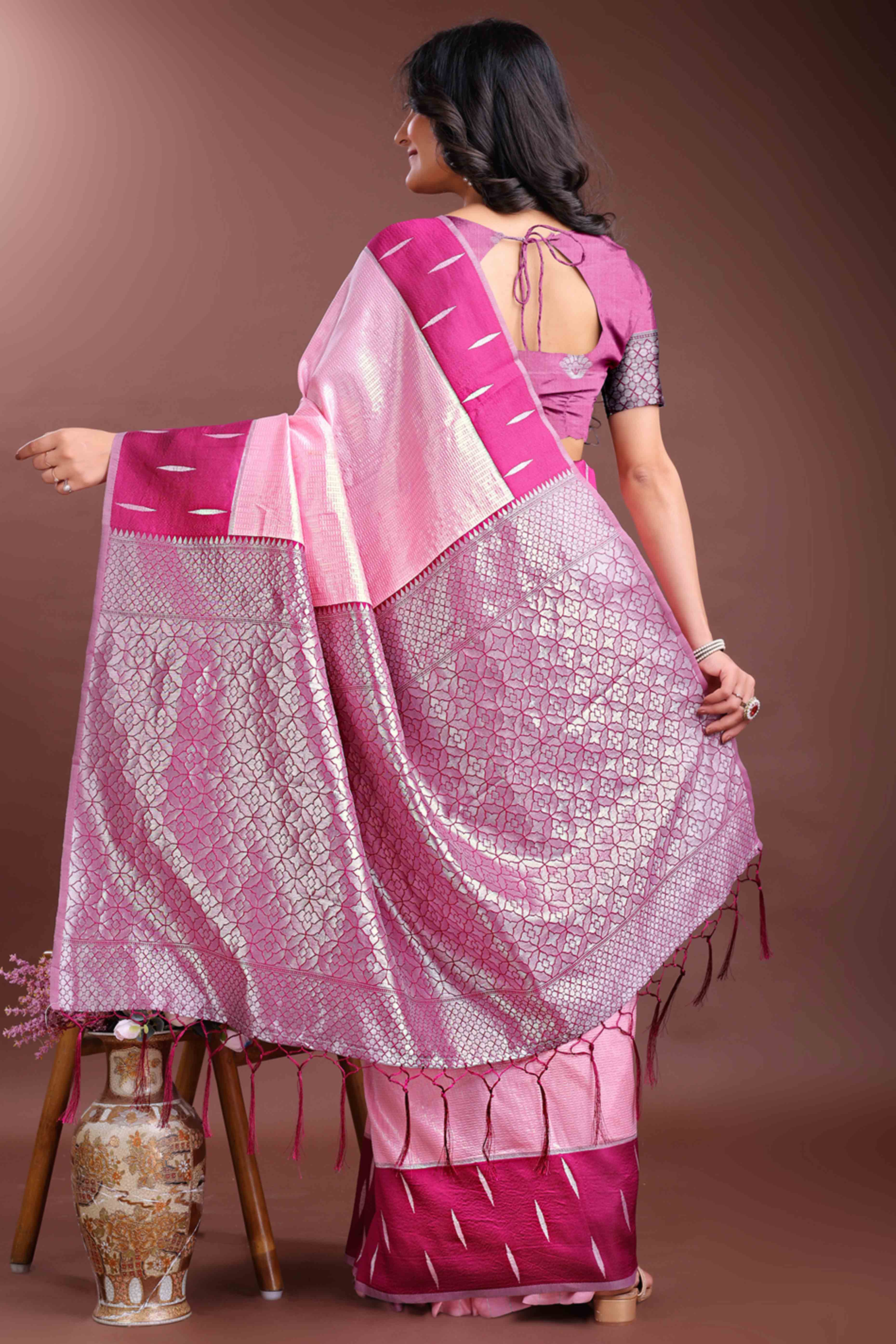 Exquisite Pink Zari Weaving Silk Blend Saree with Unmatched Grace