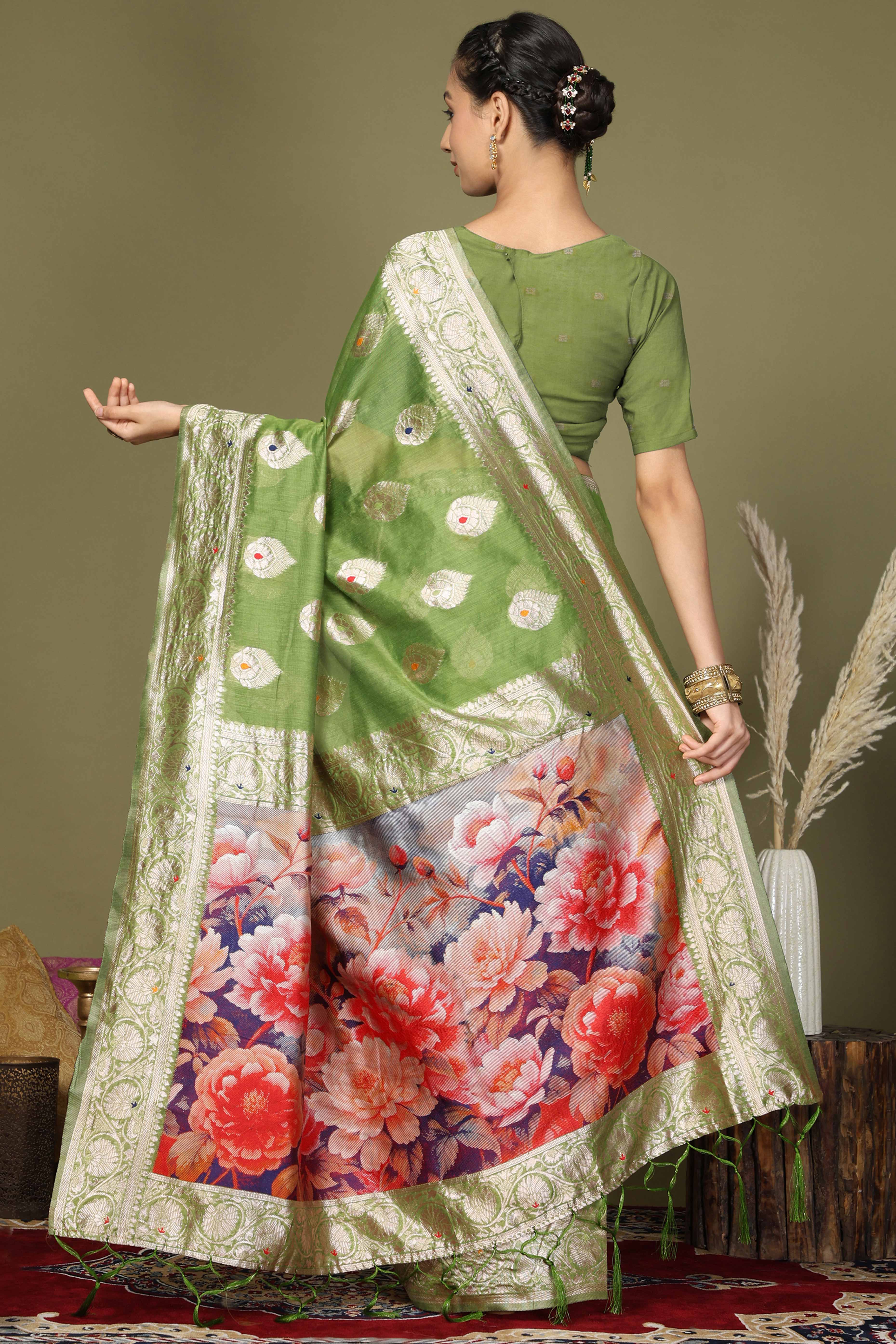 Green Saree In Linen Cotton Featuring Floral Zari Weaving & Digital Printed Pallu