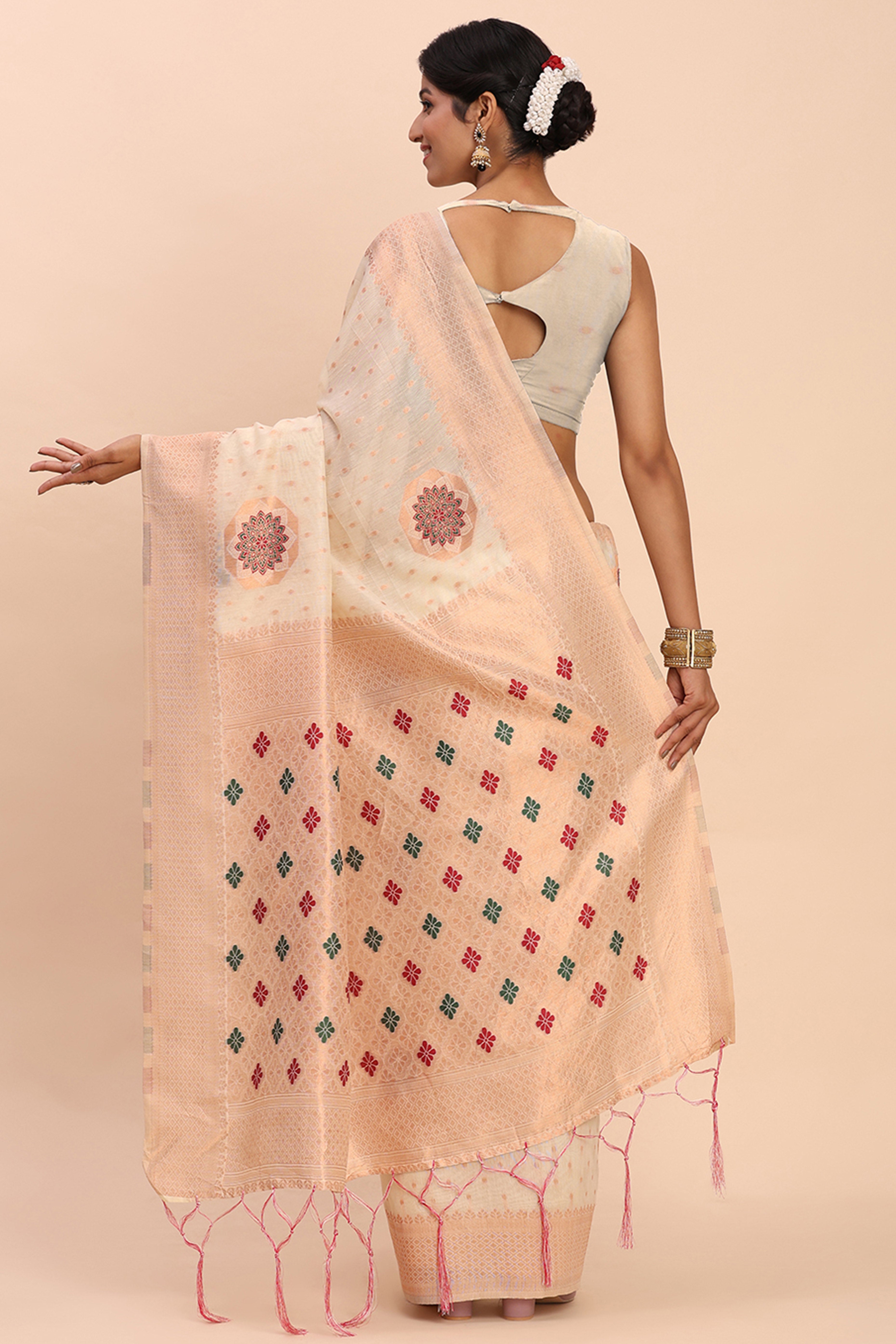Stylish Offwhite Floral Zari Weaving Linen Cotton Saree With Graceful Tassel Pallu