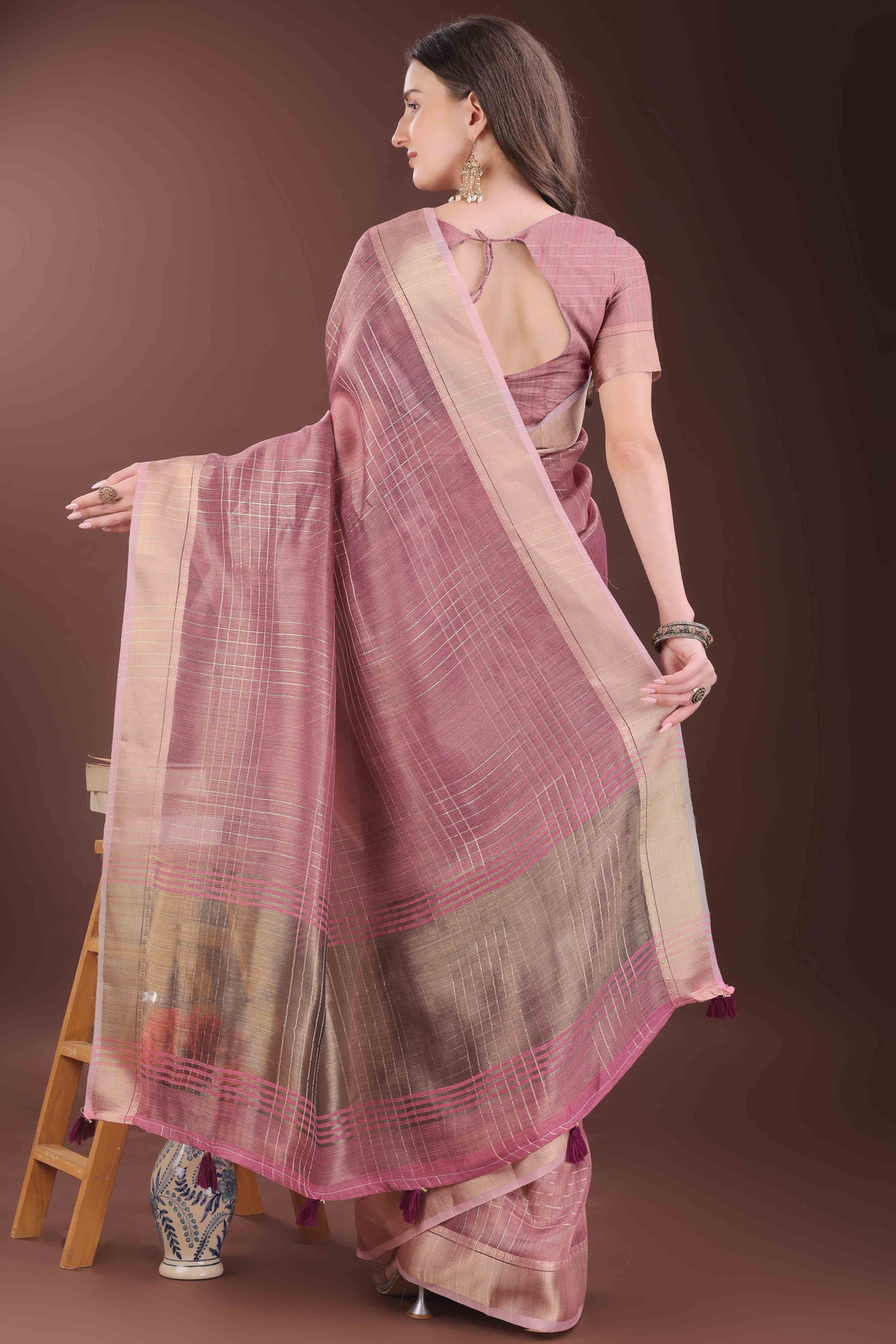 Onion Pink Organza Saree With Zari Weaving Check Patterns & Elegant Tassel Accents