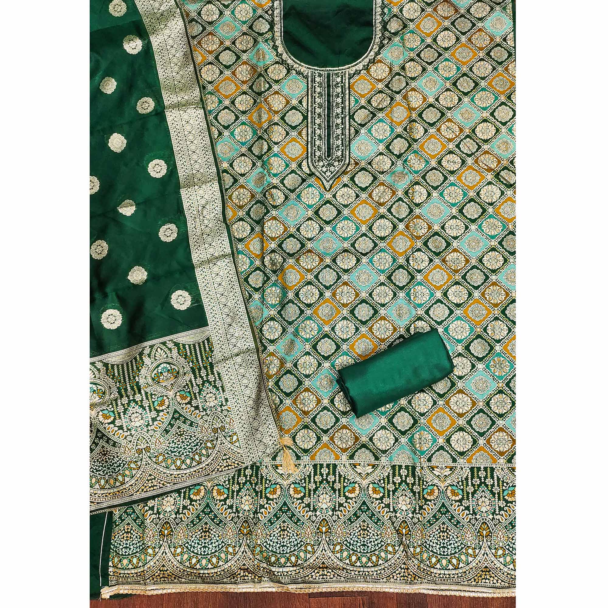 Green Unstitched Dress Material in Zari Woven Jacquard
