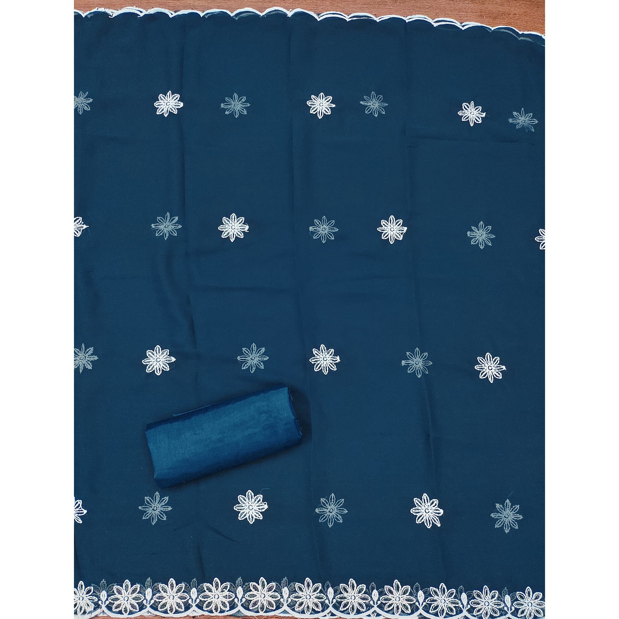 Blue Georgette Dress Material Highlighted With Paisley & Floral Thread Embroidery